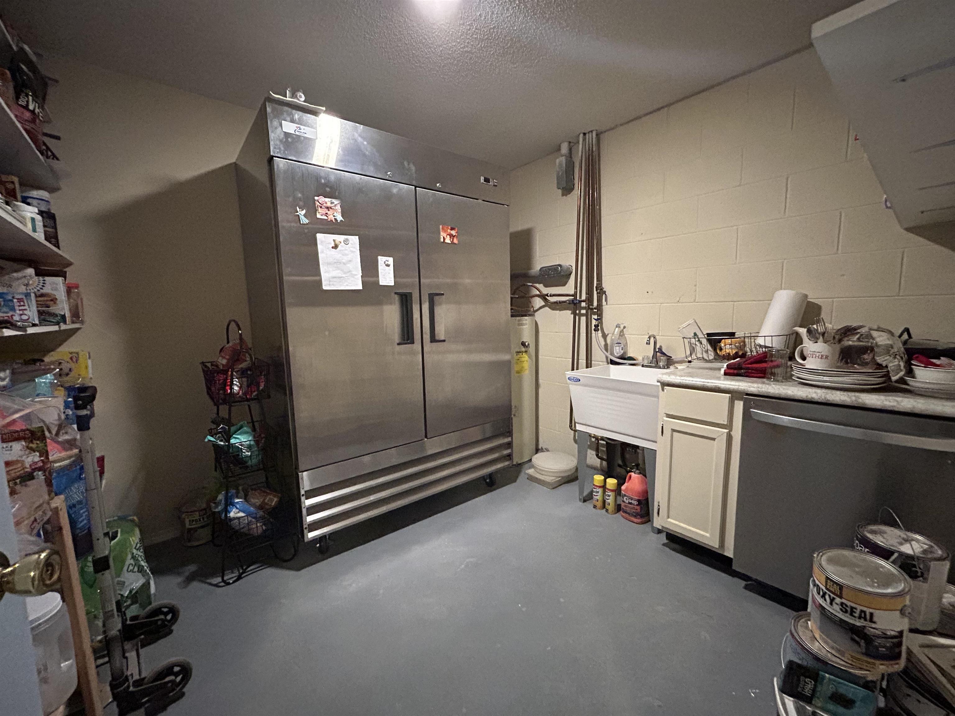 214 E Main  Hardy, AR