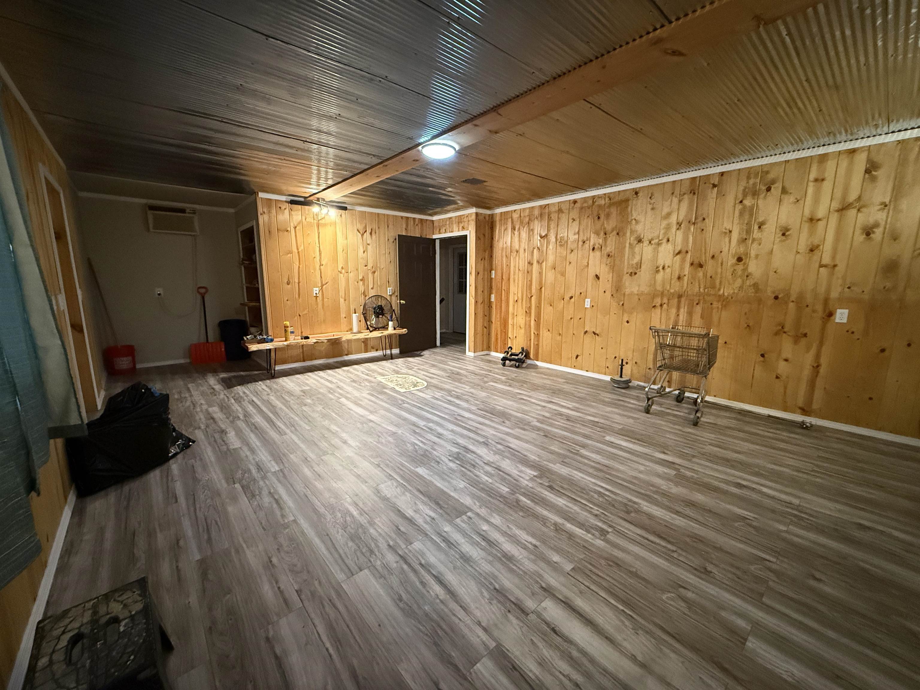 214 E Main  Hardy, AR