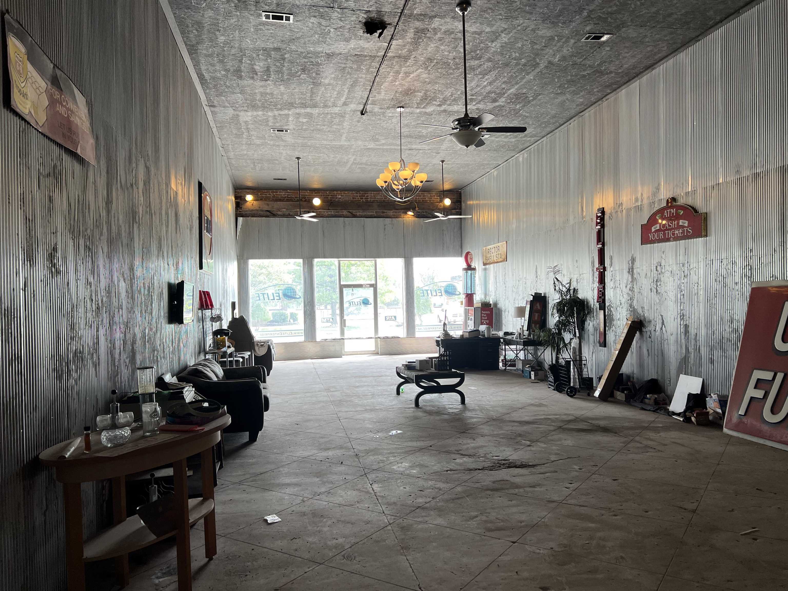 418 S MAIN  Rector, AR