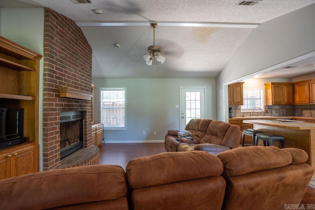 305  Pleasant Meadows Cv  Cabot, AR