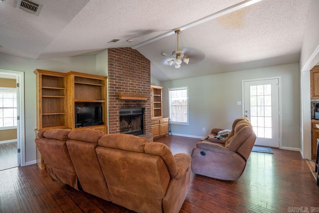 305  Pleasant Meadows Cv  Cabot, AR