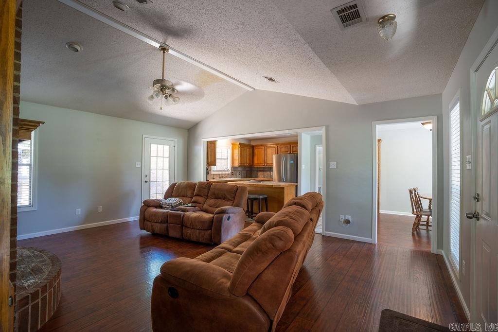 305  Pleasant Meadows Cv  Cabot, AR