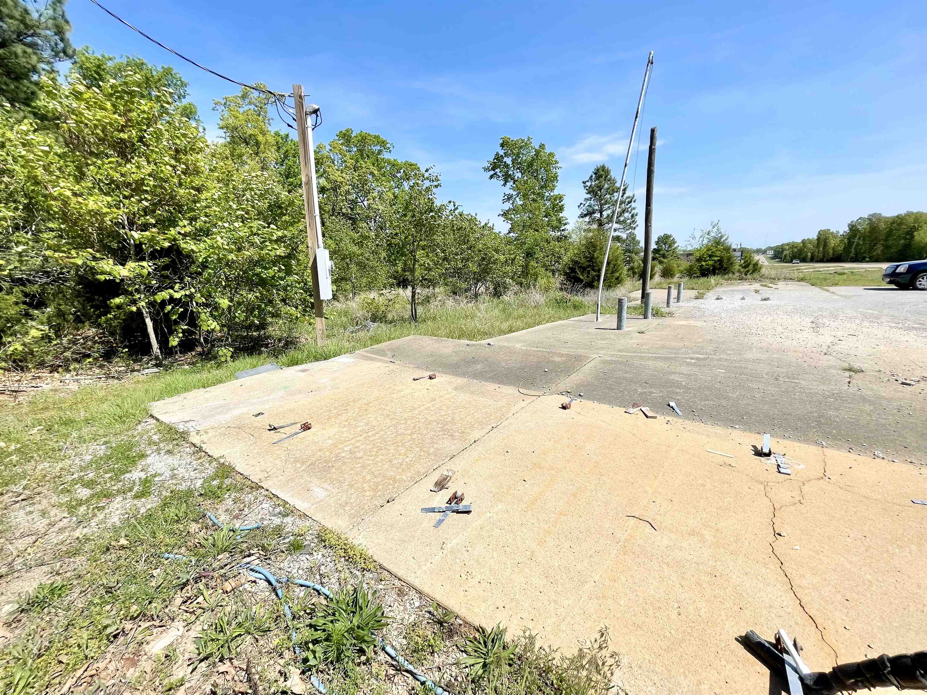 2269  62/412  Highland, AR