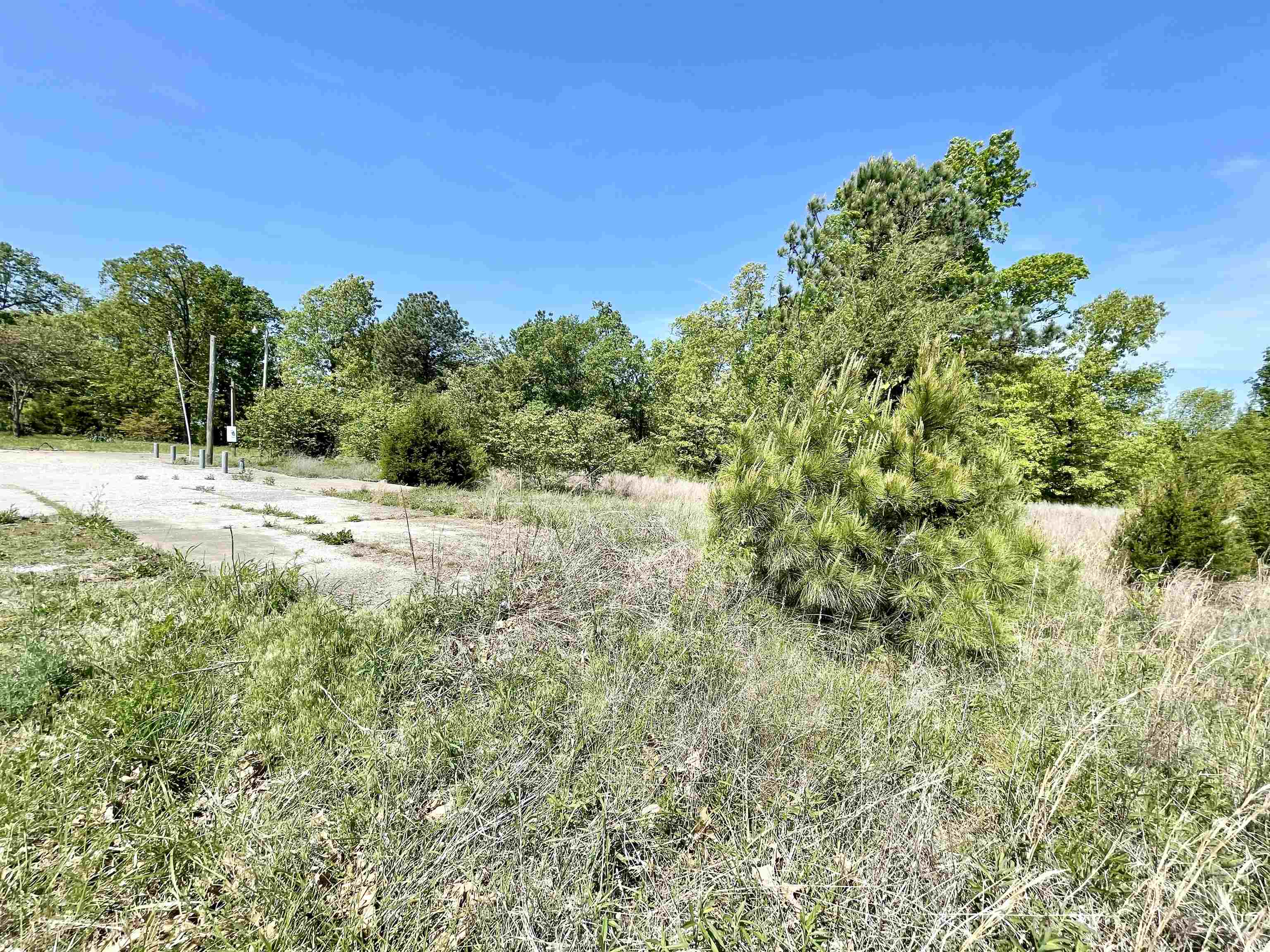 2269  62/412  Highland, AR