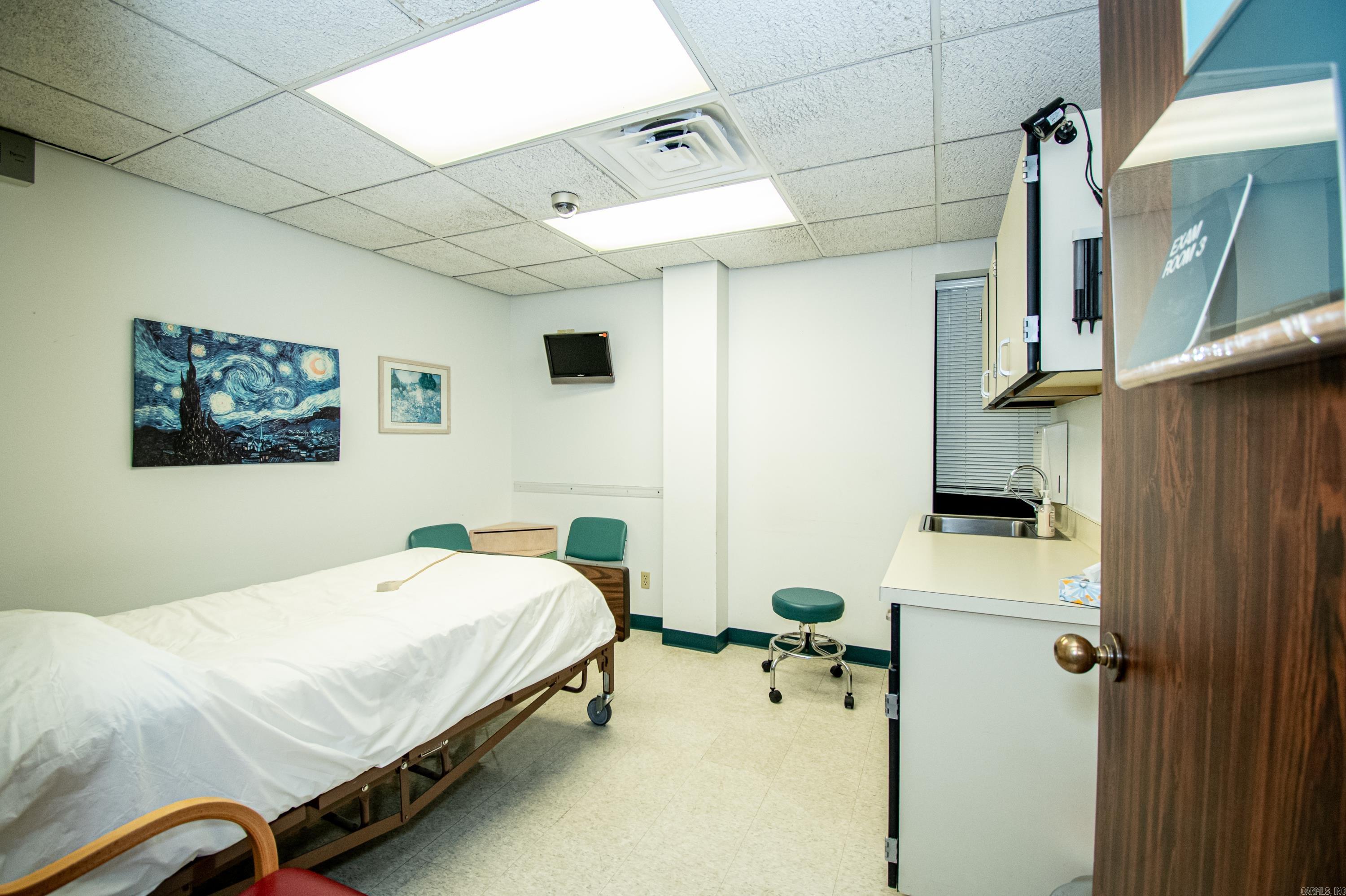 403 W Oak Suites 303, 304, and 305 El Dorado, AR