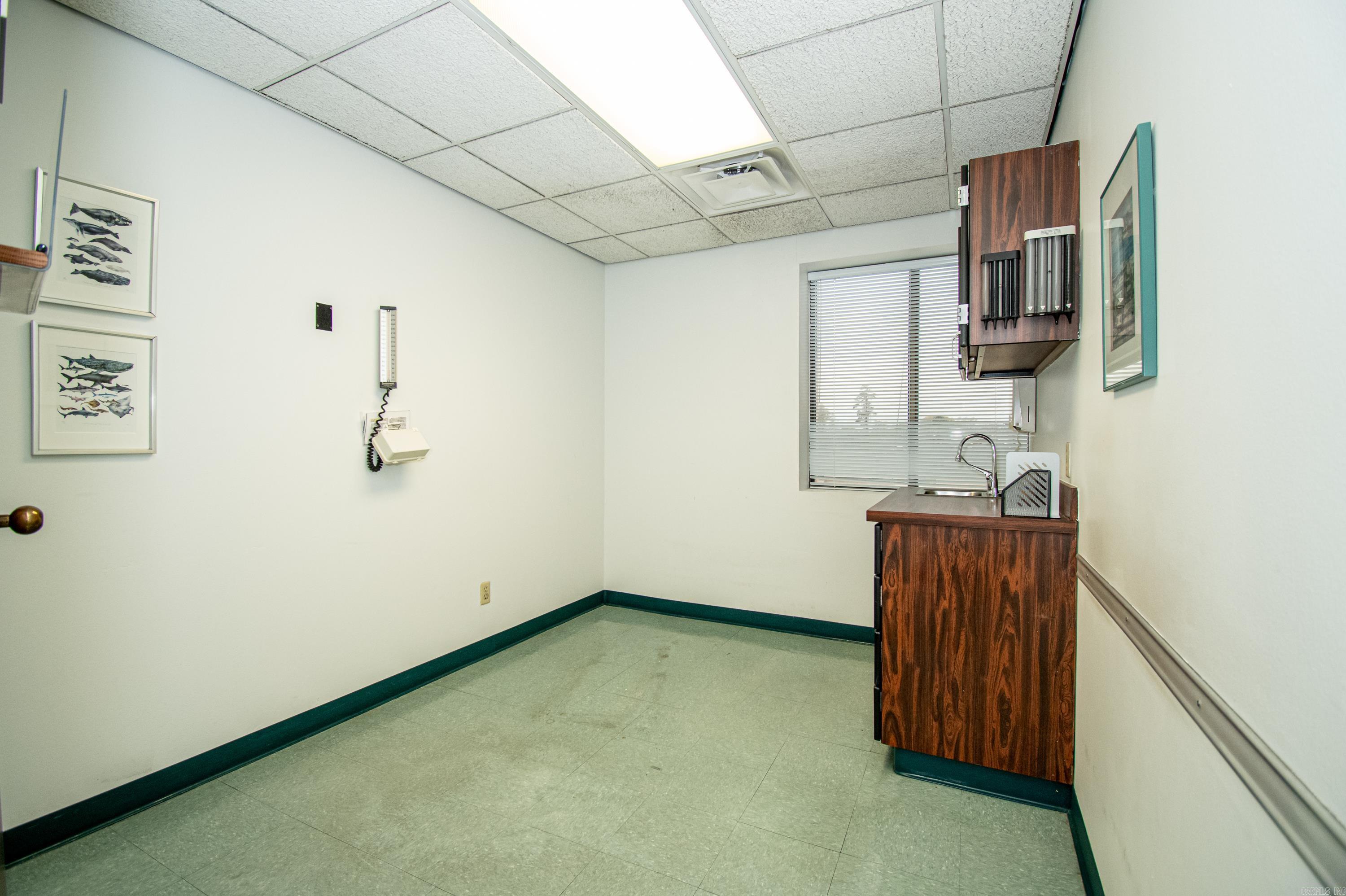 403 W Oak Suites 303, 304, and 305 El Dorado, AR