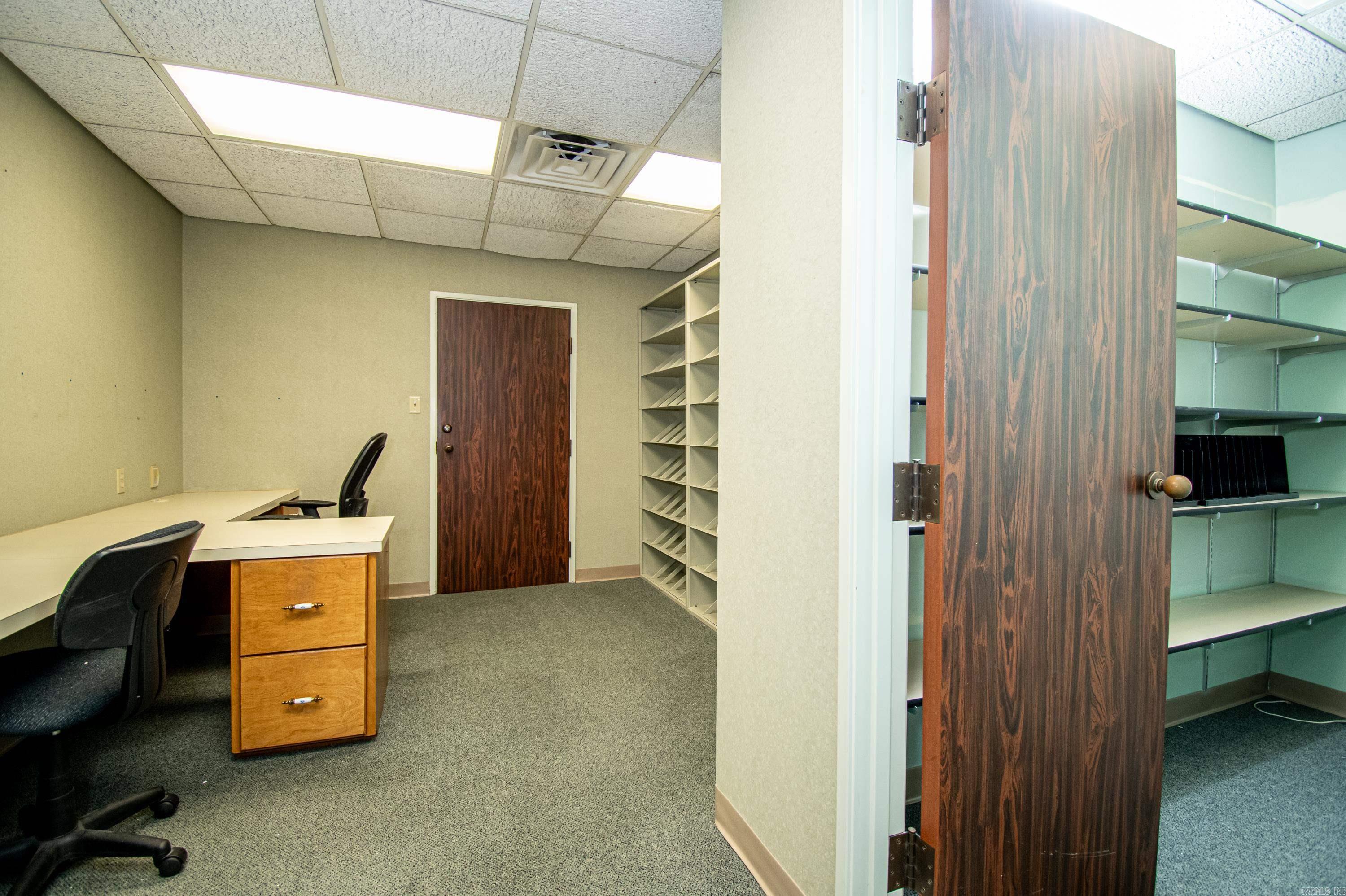 403 W Oak Suites 303, 304, and 305 El Dorado, AR