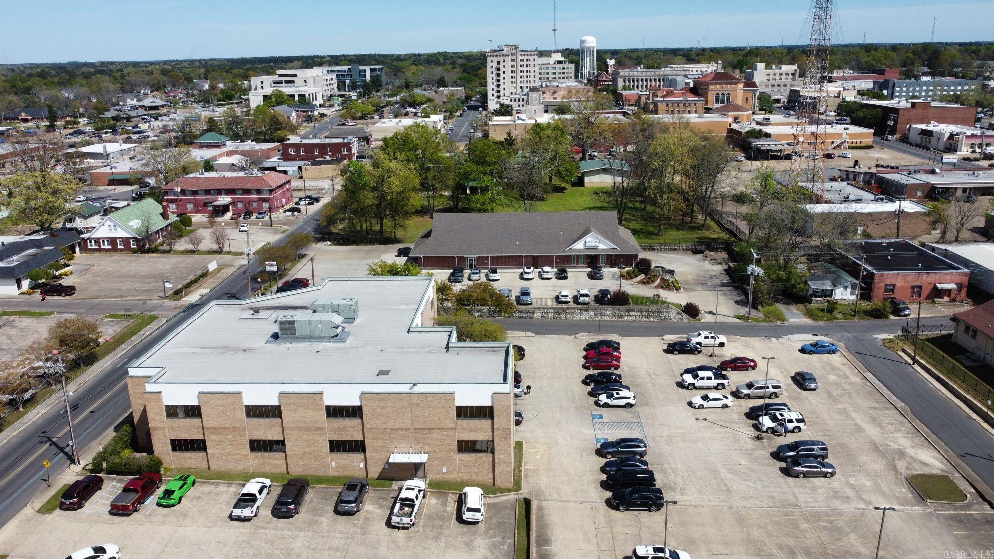 403 W Oak Suites 303, 304, and 305 El Dorado, AR