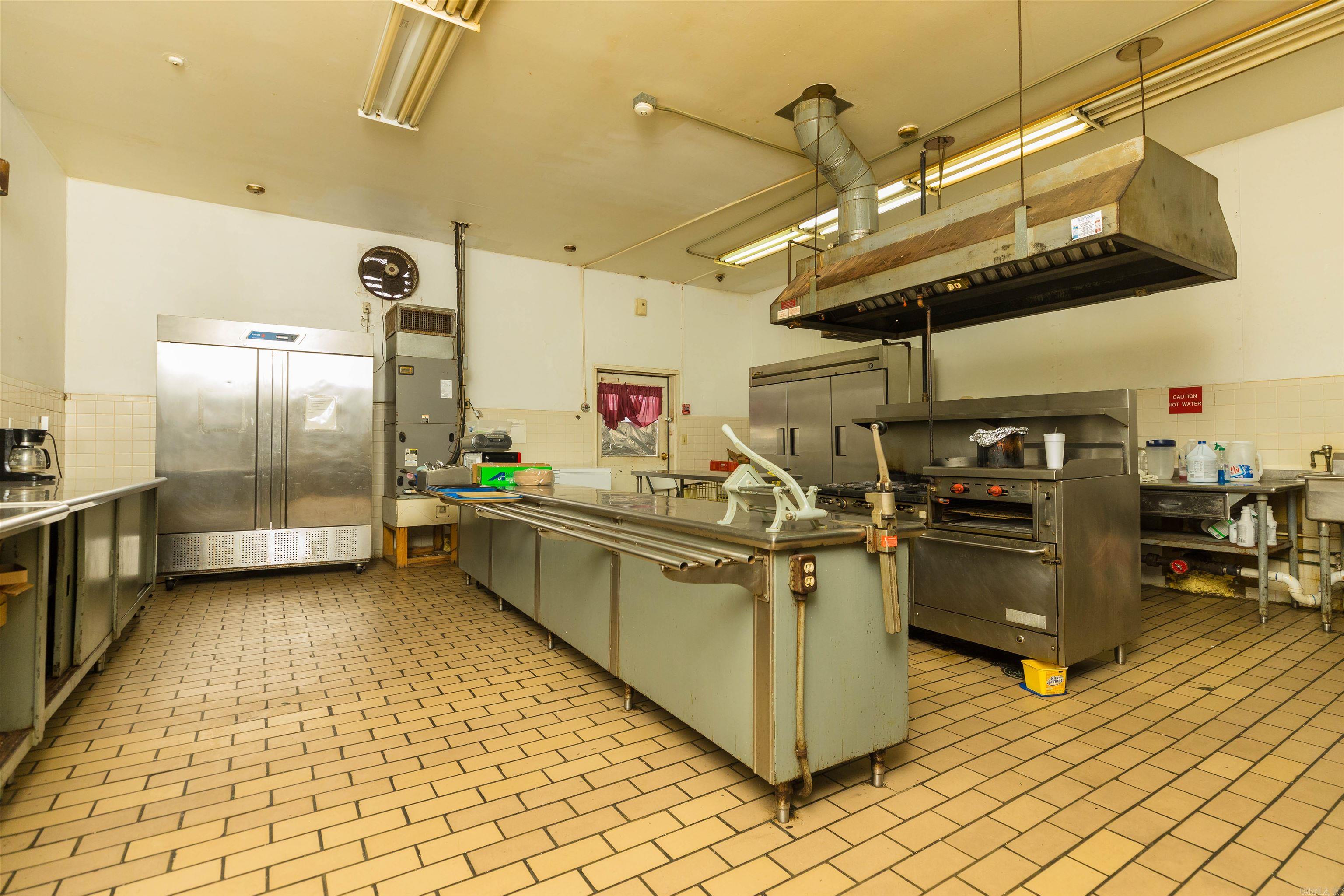 1804  lindauer  Forest City, AR