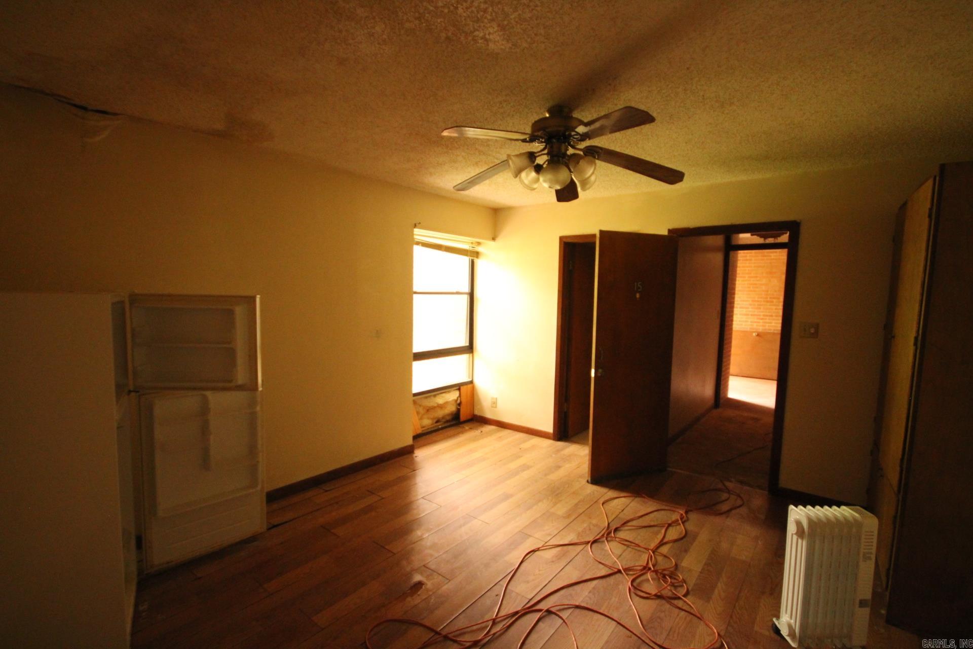 625 N Main  Nashville, AR