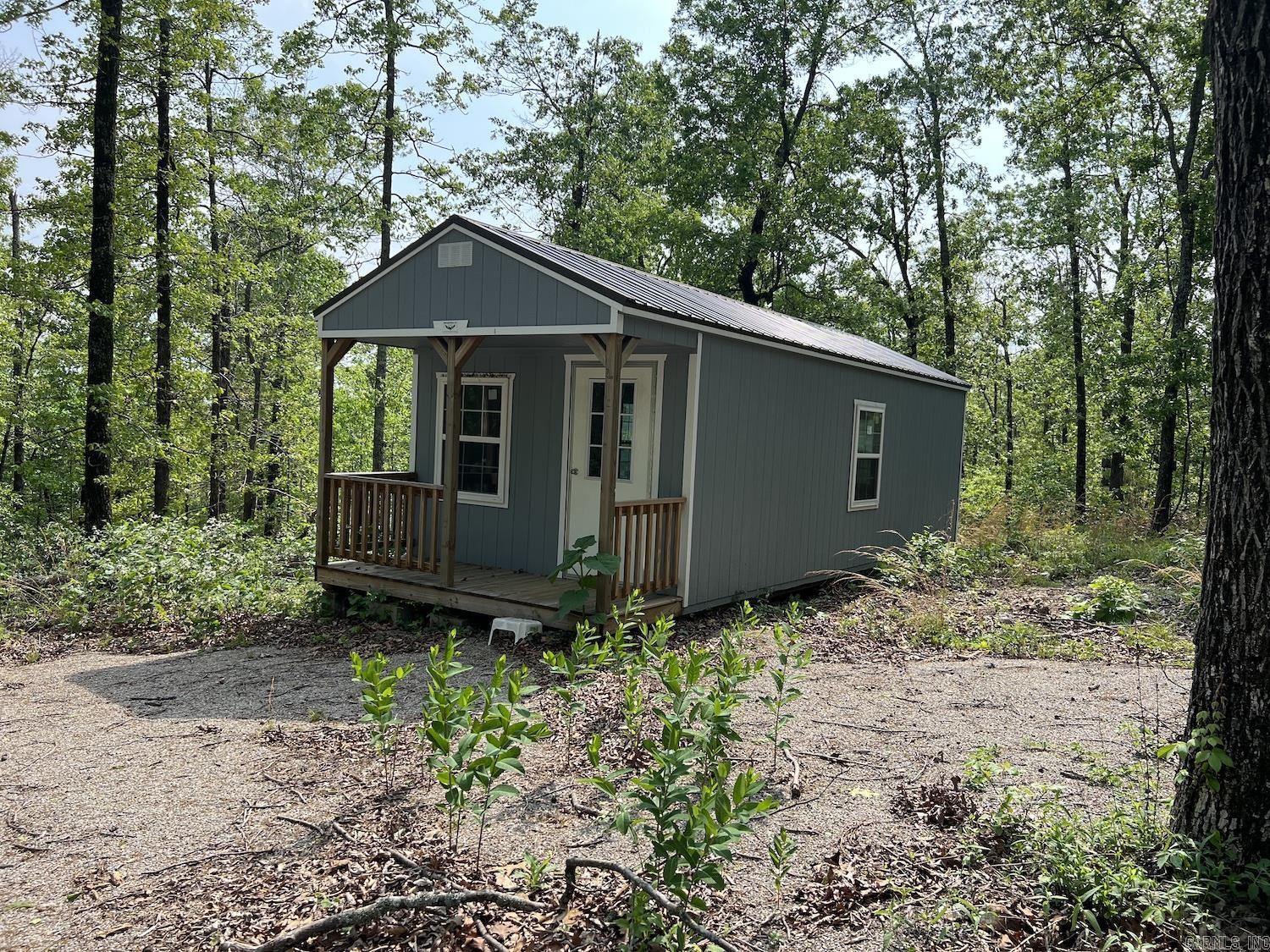 100  Pawnee Drive  Hardy, AR