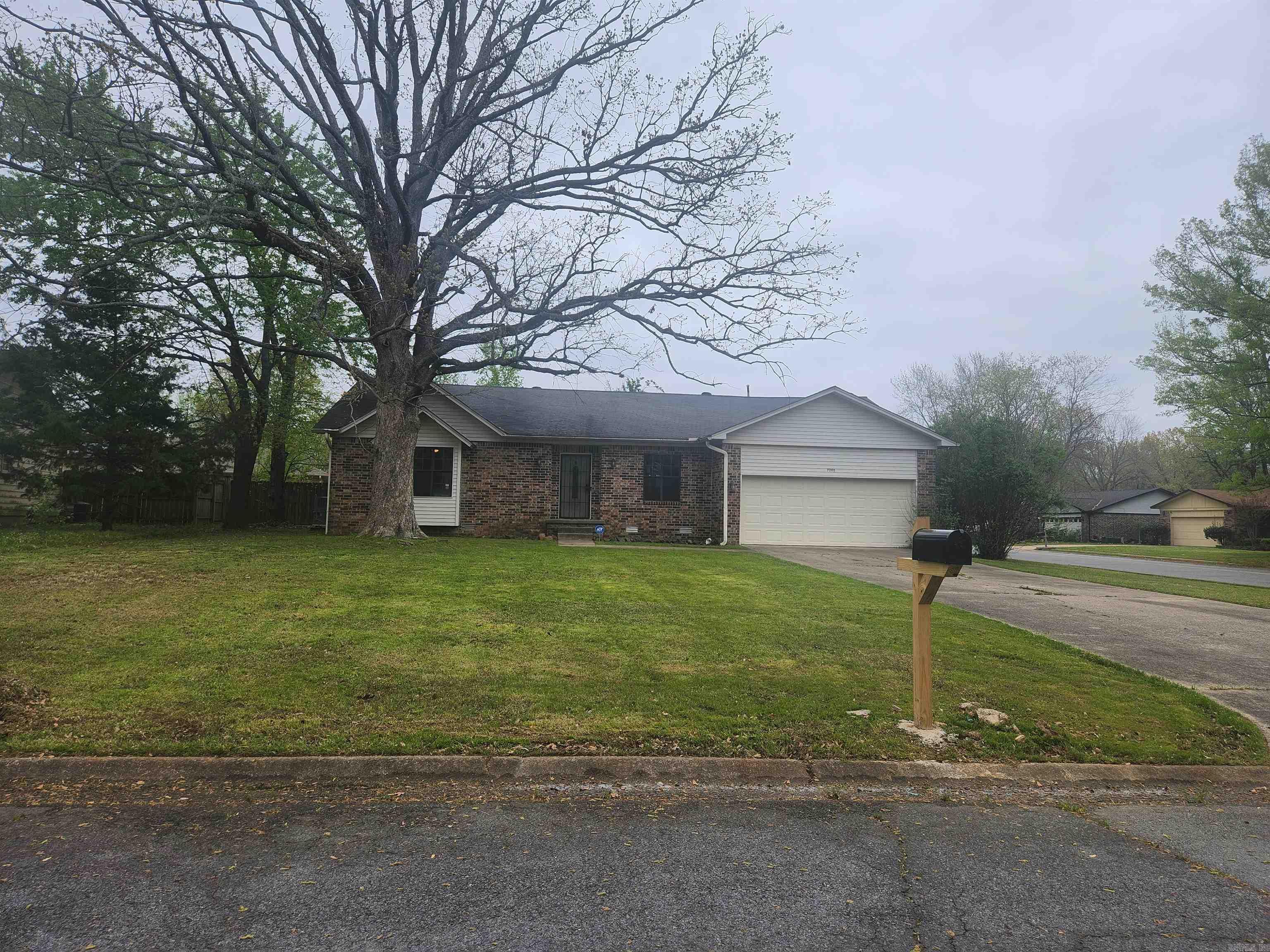 7000 Northlake Drive