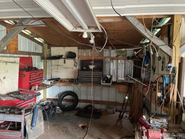 6980  Wilburn  Wilburn, AR