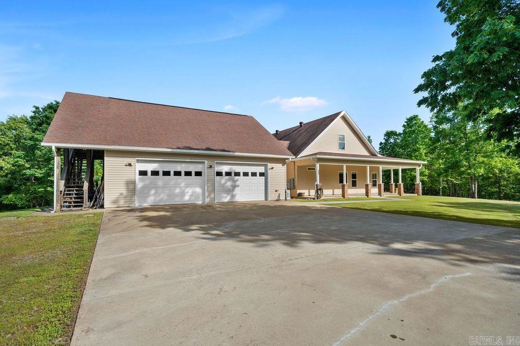 182  Flower Garden  Hot Springs, AR