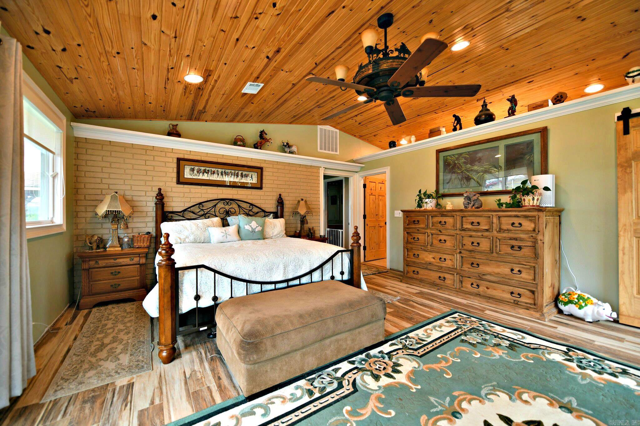 5891  Highway 28 East  Parks, AR