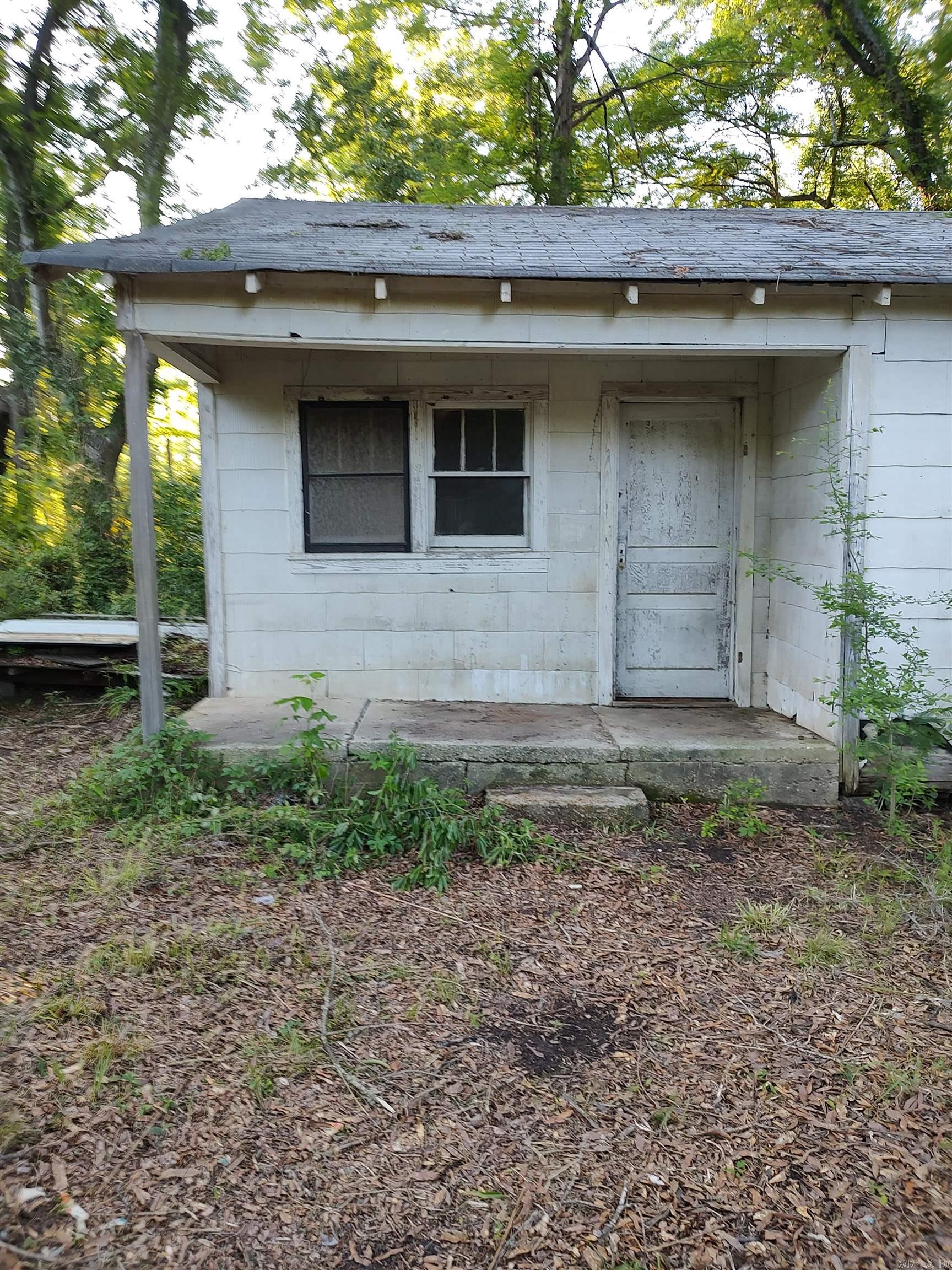 1270  Flagstaff  Camden, AR