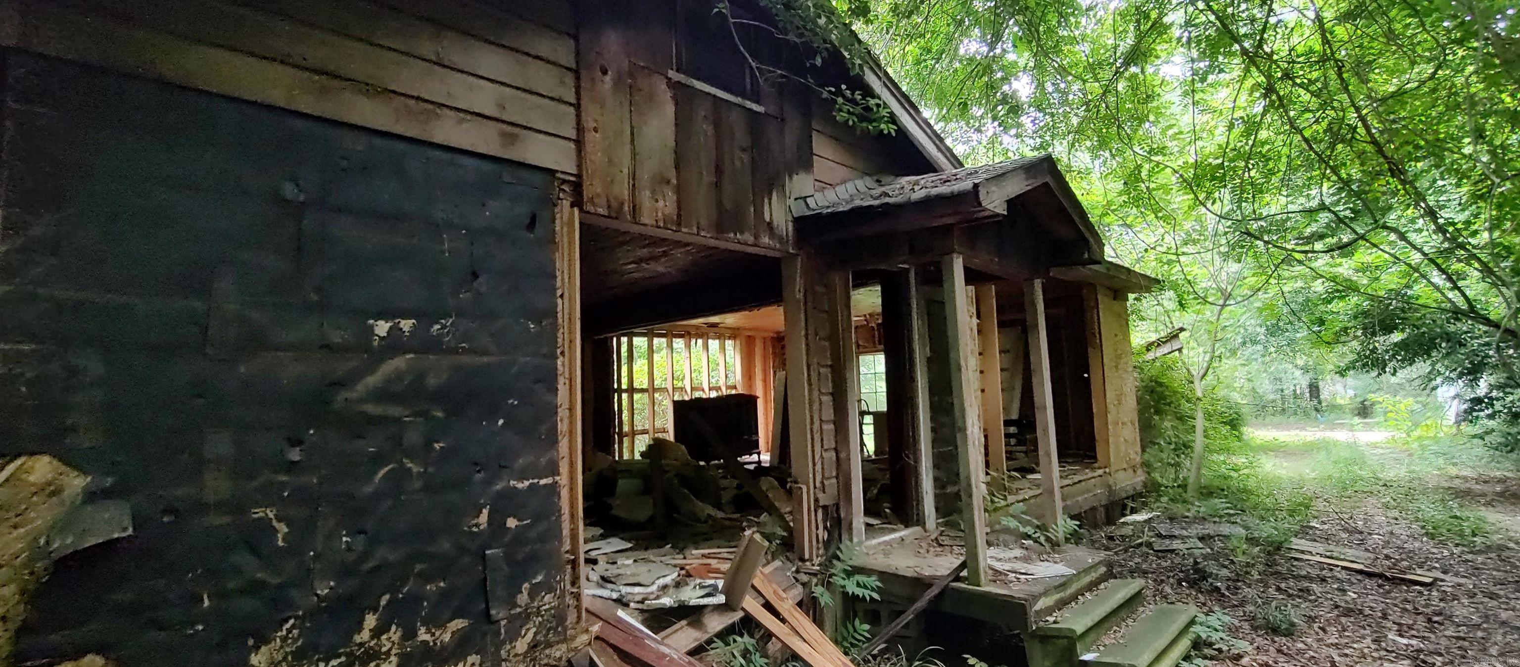 1270 Flagstaff  Camden, AR