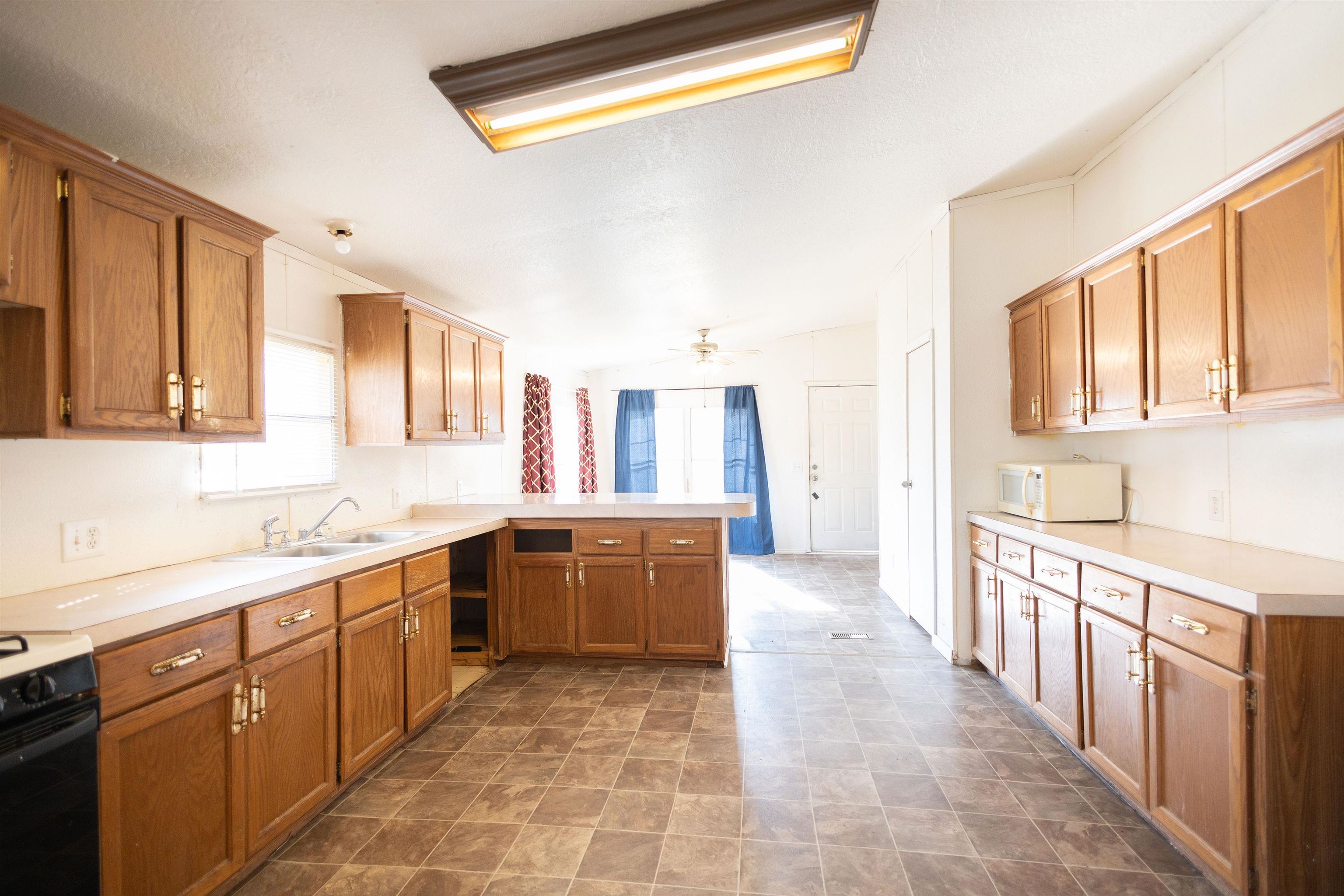 9  MC 124  Oakland, AR
