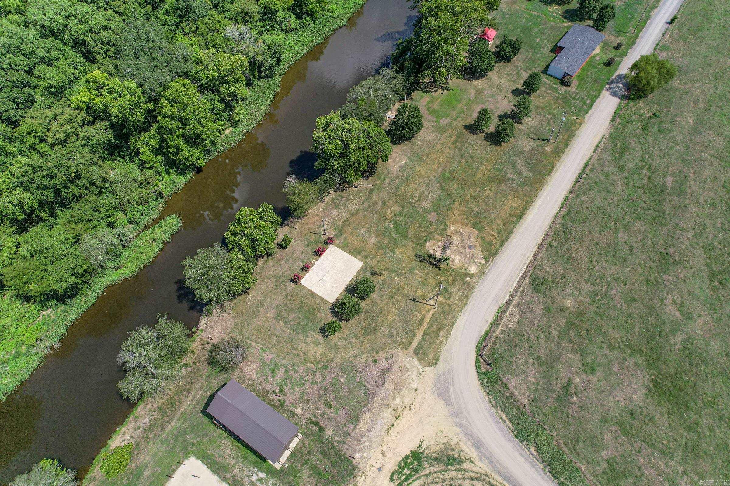 441  Clinton Crossing  Gillham, AR