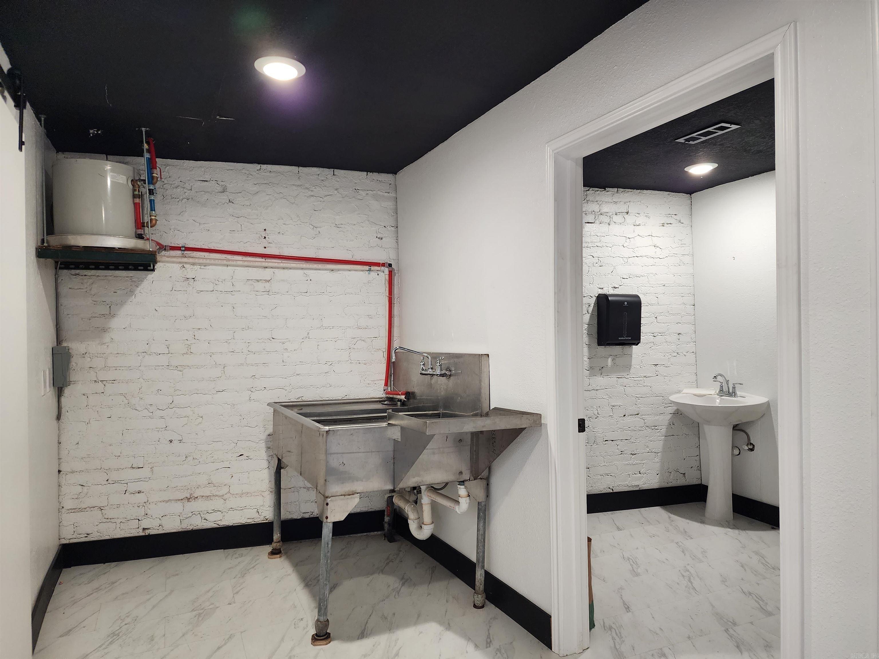 305  Broadway St  Hot Springs, AR