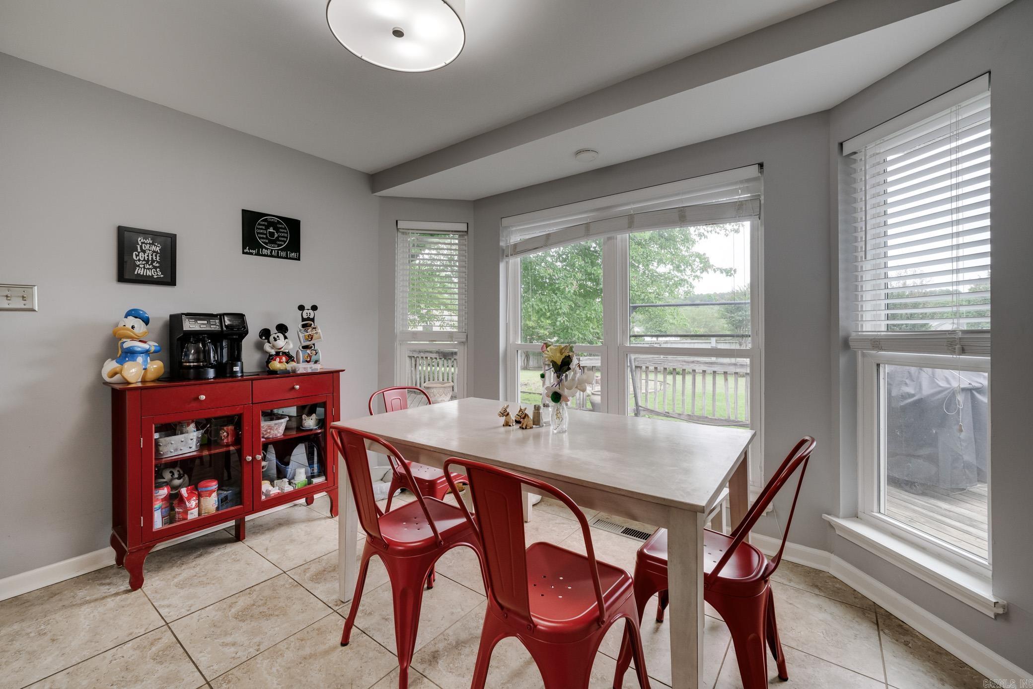 1202 Dogwood Trail