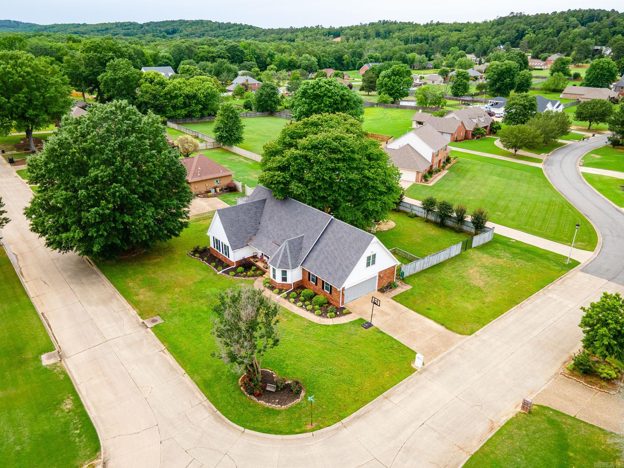 1202 Dogwood Trail