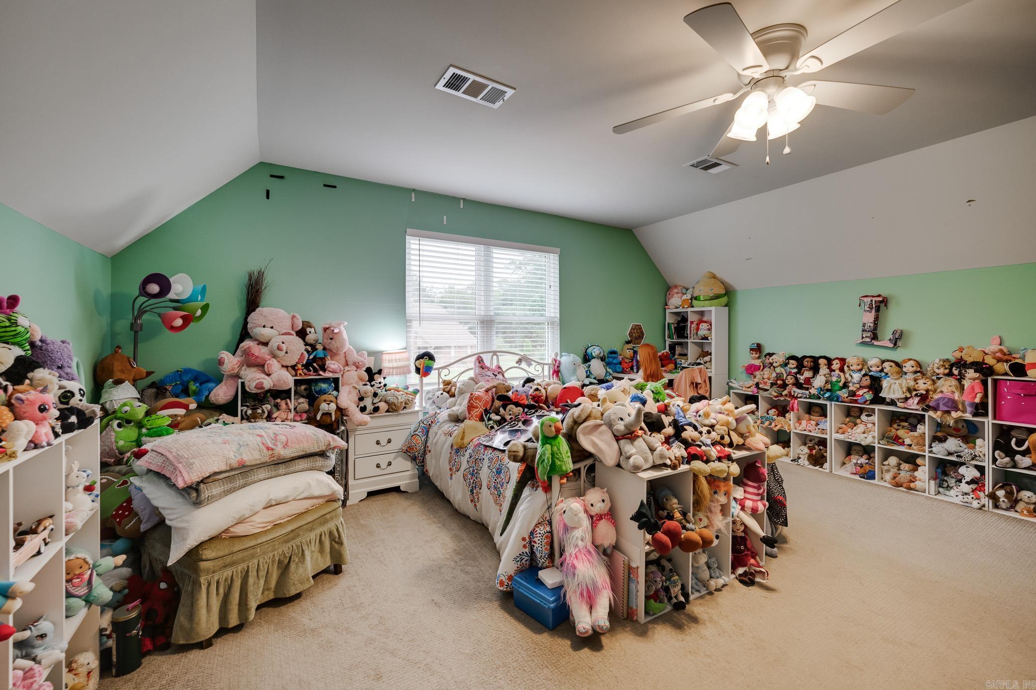 1202 Dogwood Trail
