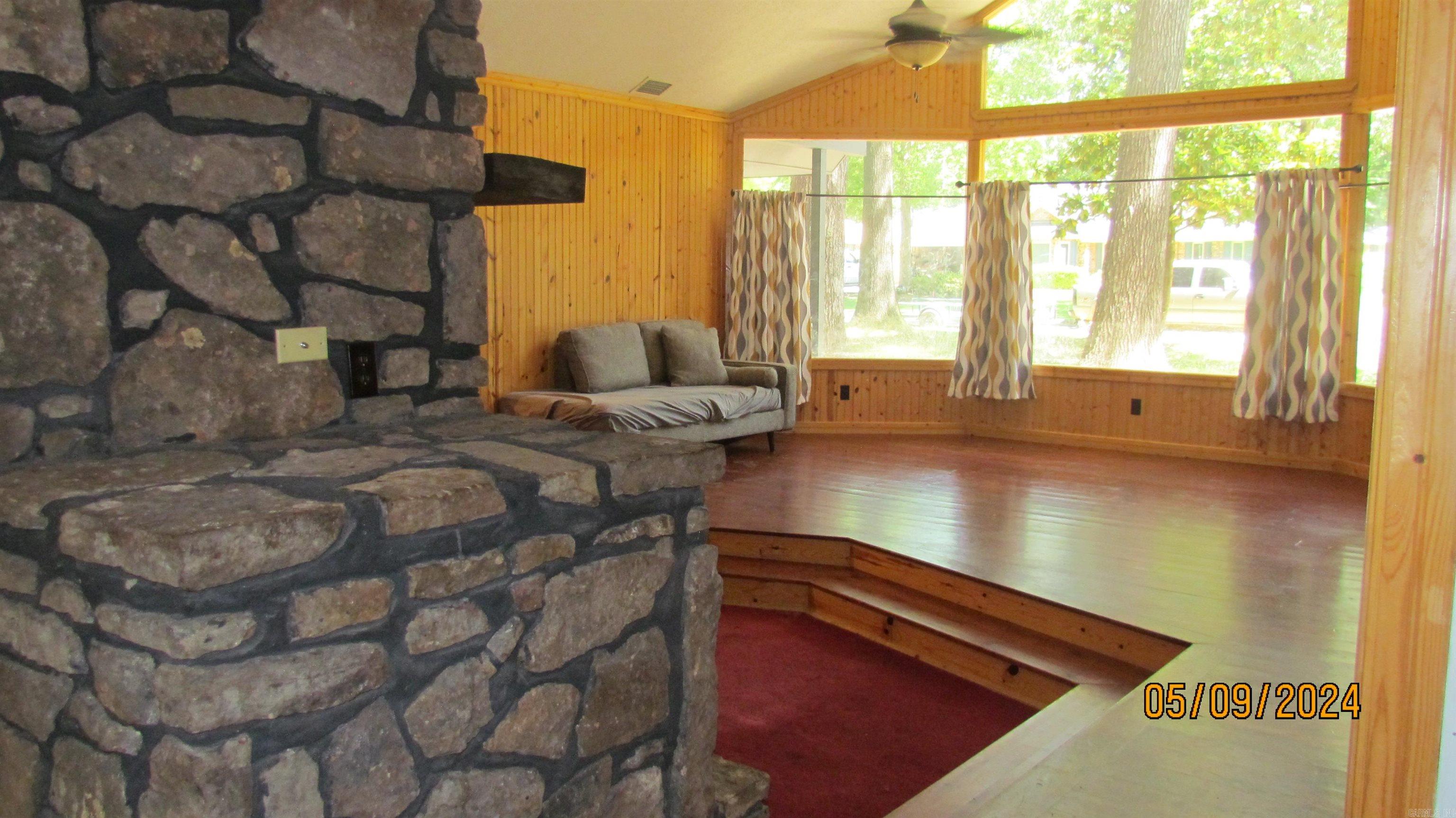 108 Greenbriar Circle  Crossett, AR