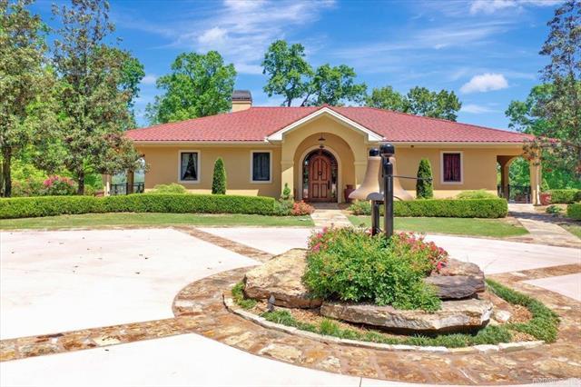 619  Albright  Hot Springs, AR