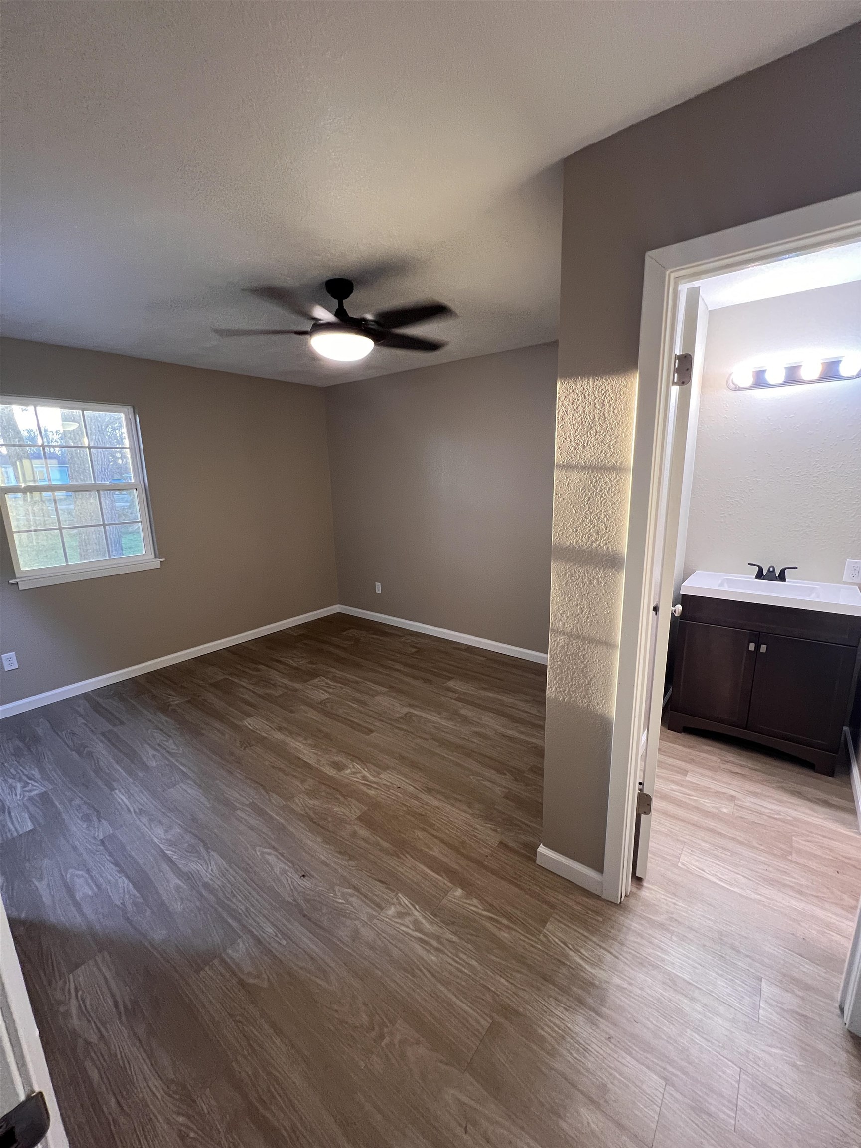 200 S 12th  Paragould, AR