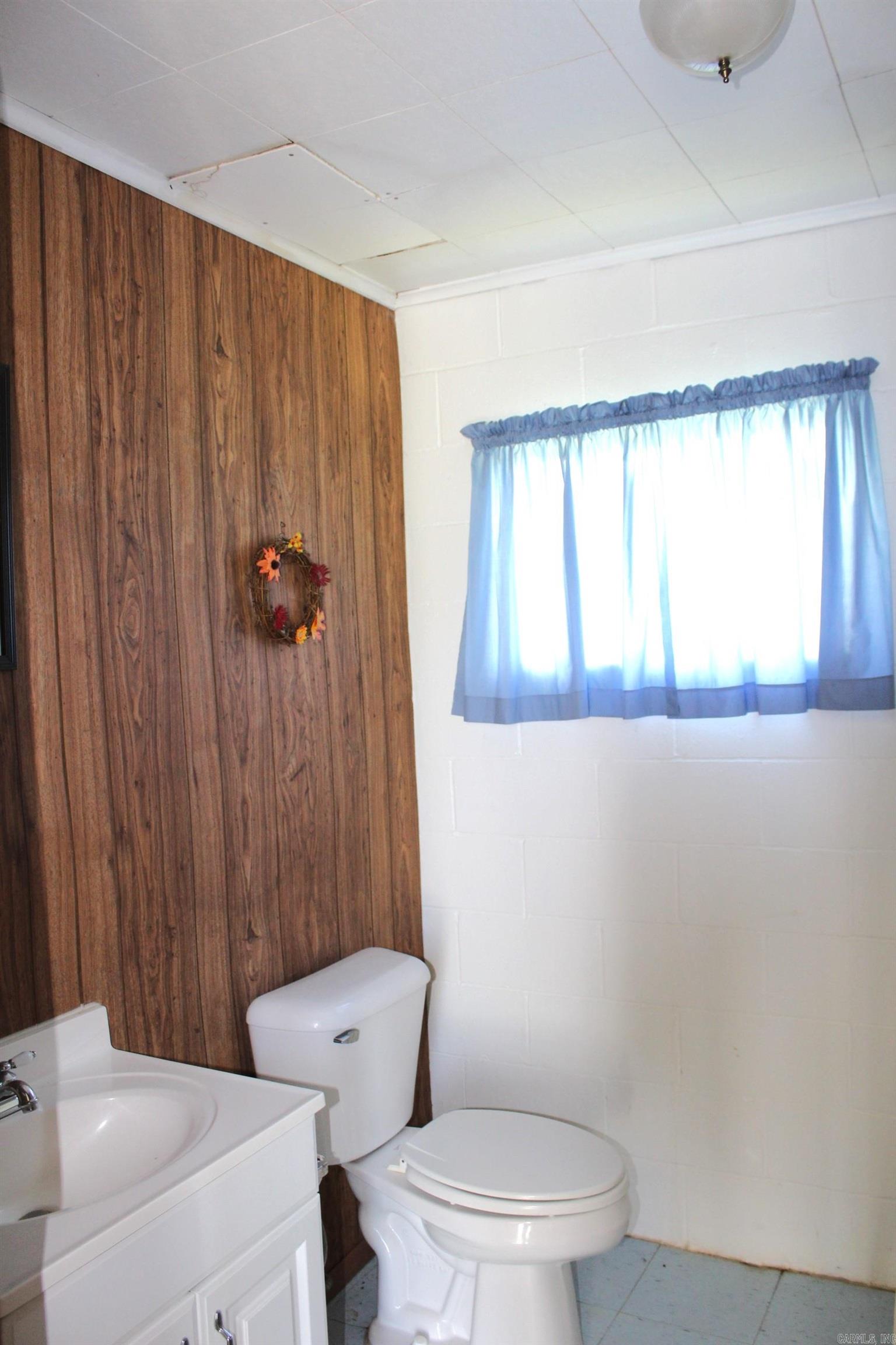37952  Post Oak  Whitesboro, OK