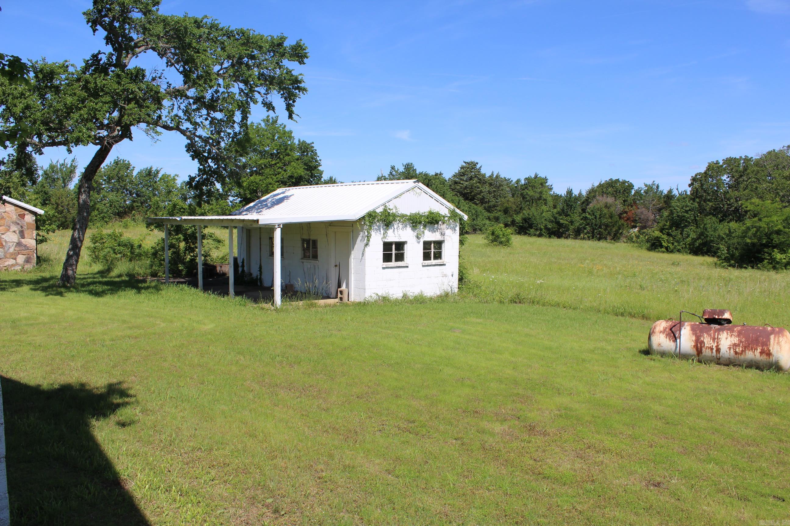 37952  Post Oak  Whitesboro, OK