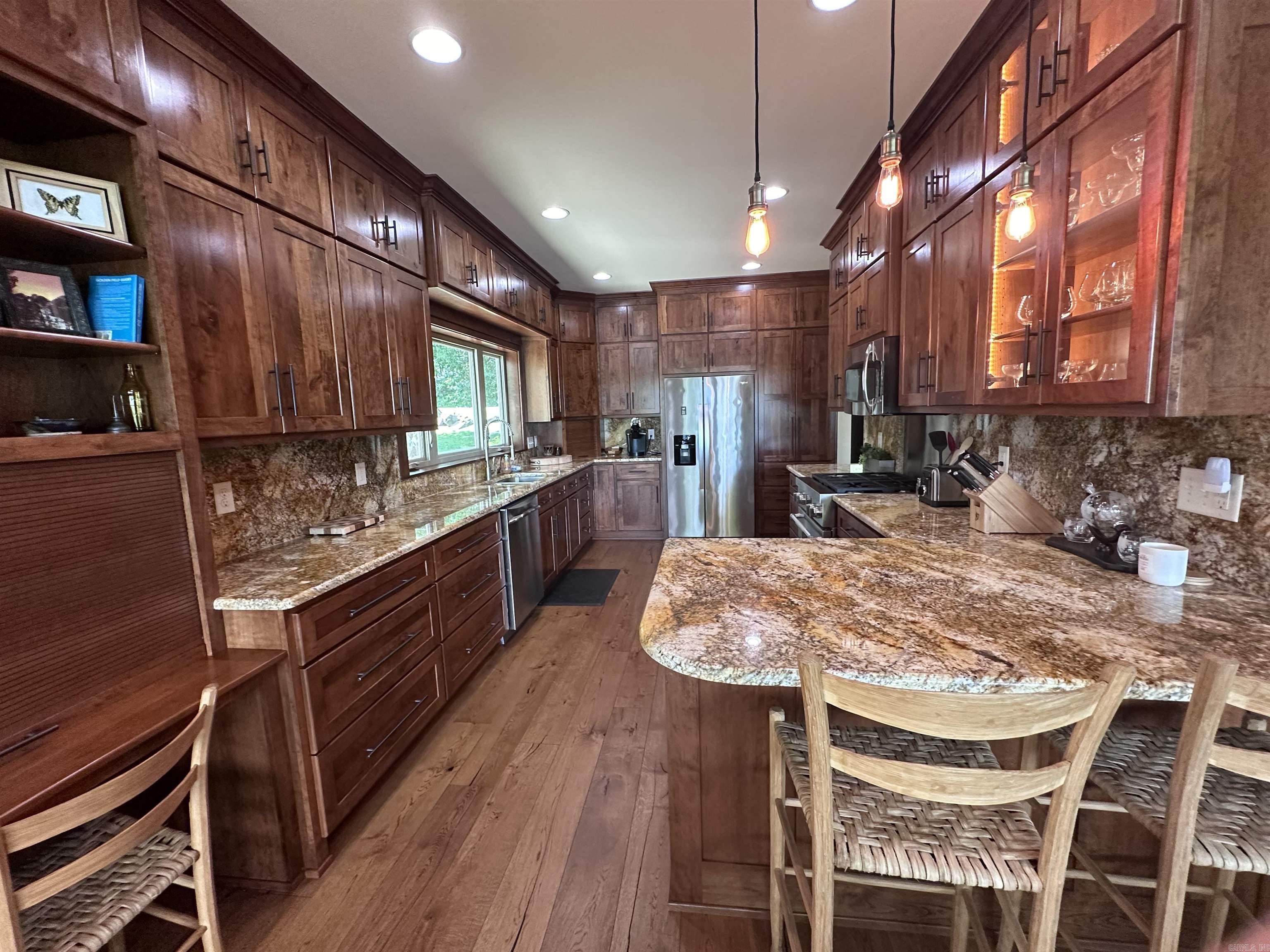 374  Belmont Acres Circle  Tumbling Shoals, AR