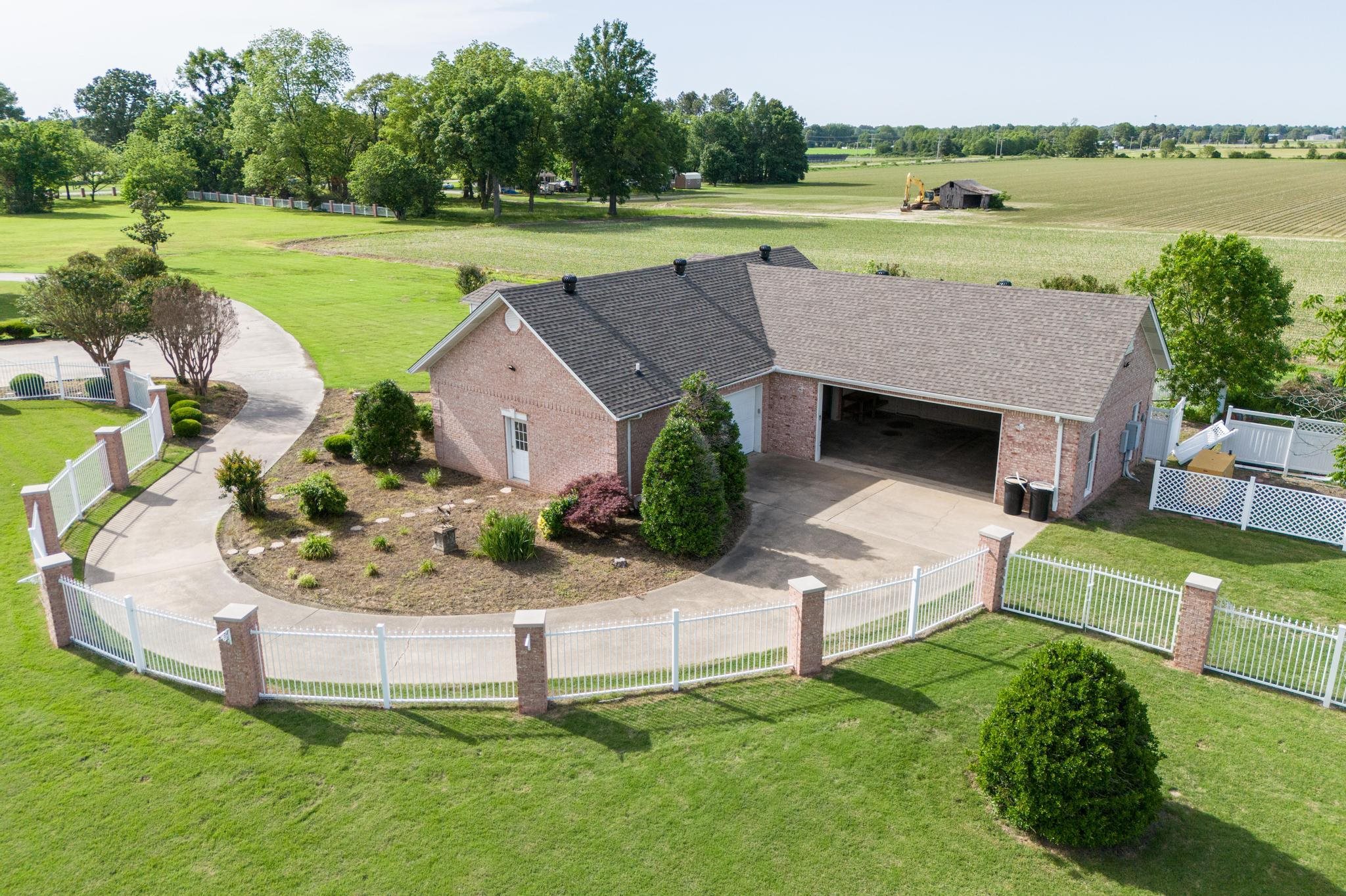3201 S 2ND HWY 69 Paragould, AR
