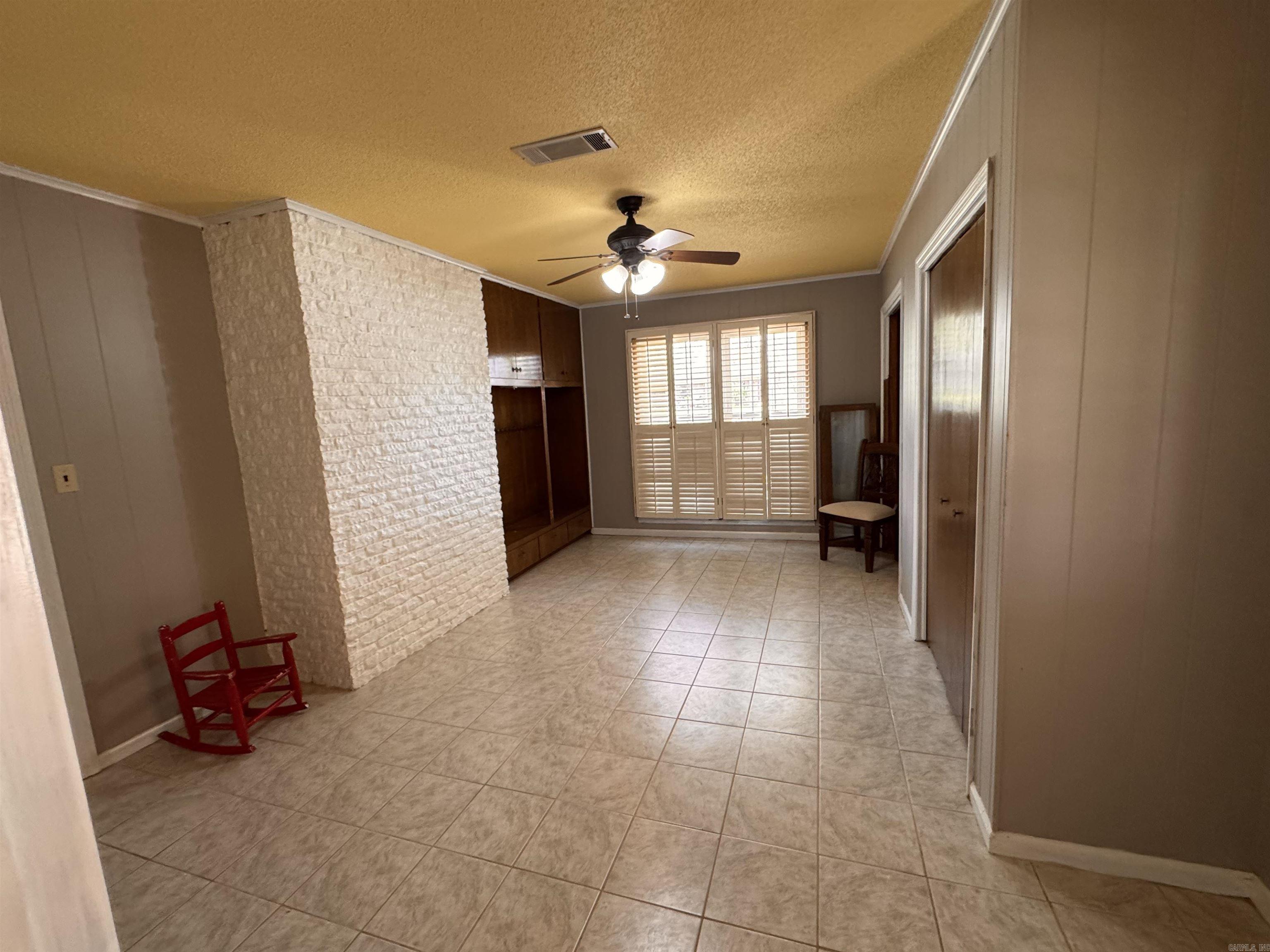 1711  Coker Hampton  Stuttgart, AR