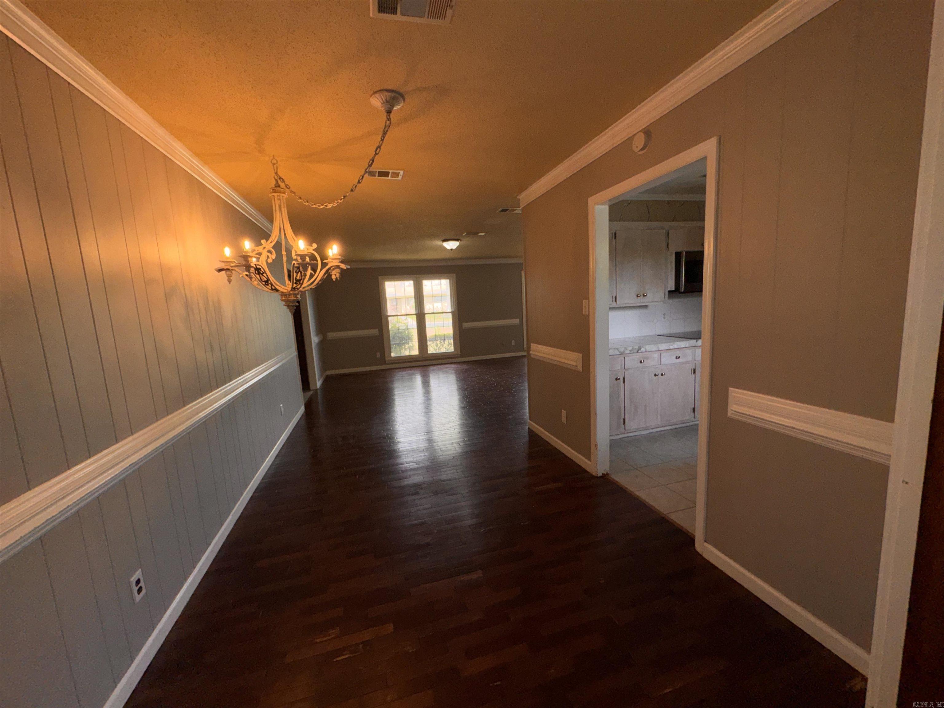 1711  Coker Hampton  Stuttgart, AR