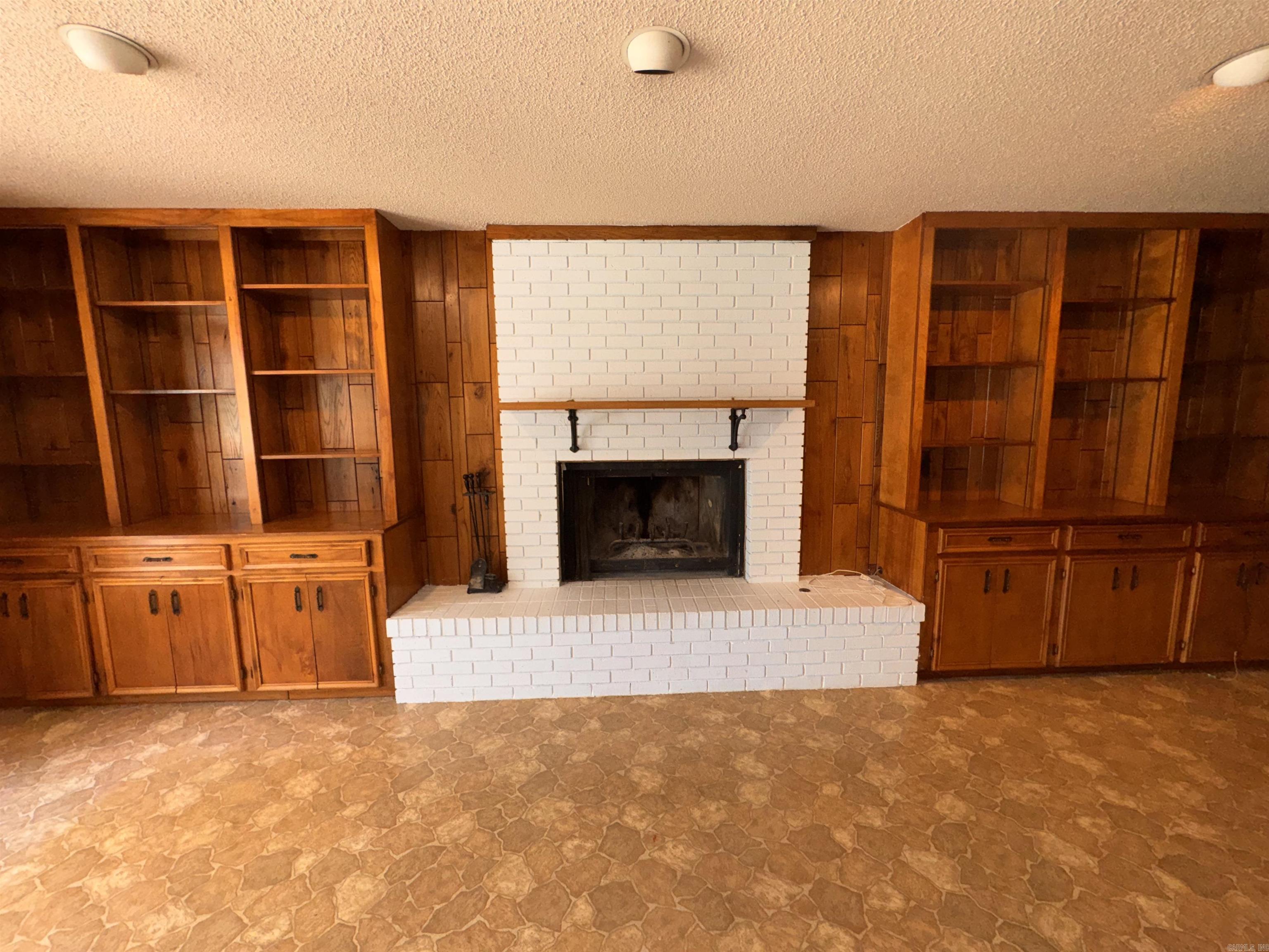 1711  Coker Hampton  Stuttgart, AR