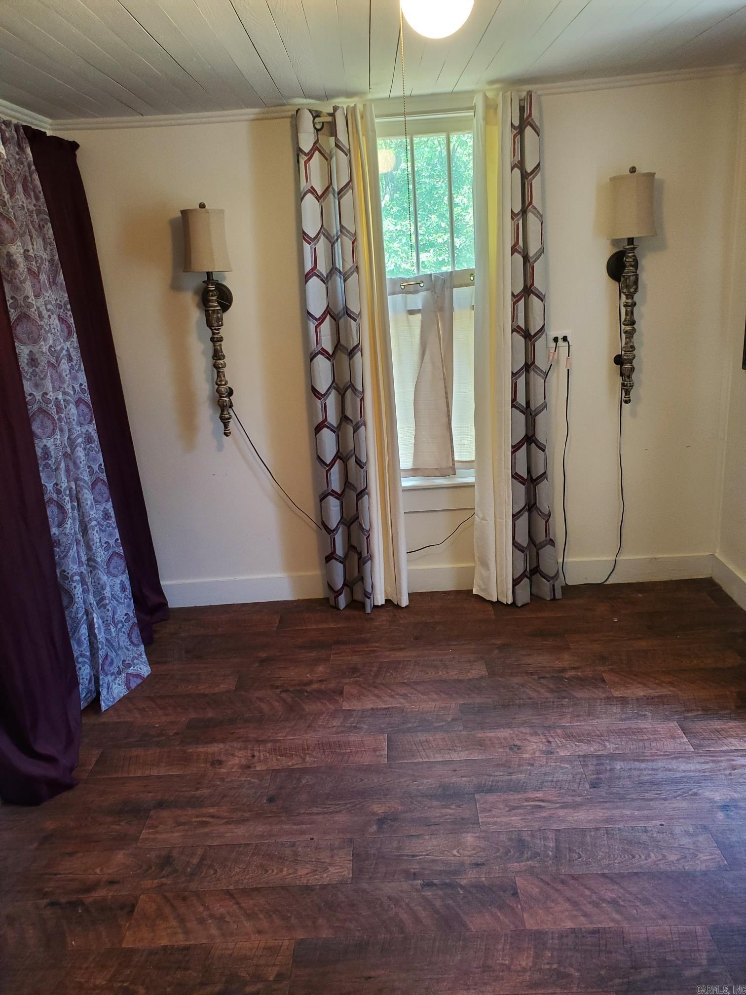 803  Pine Avenue  Mena, AR