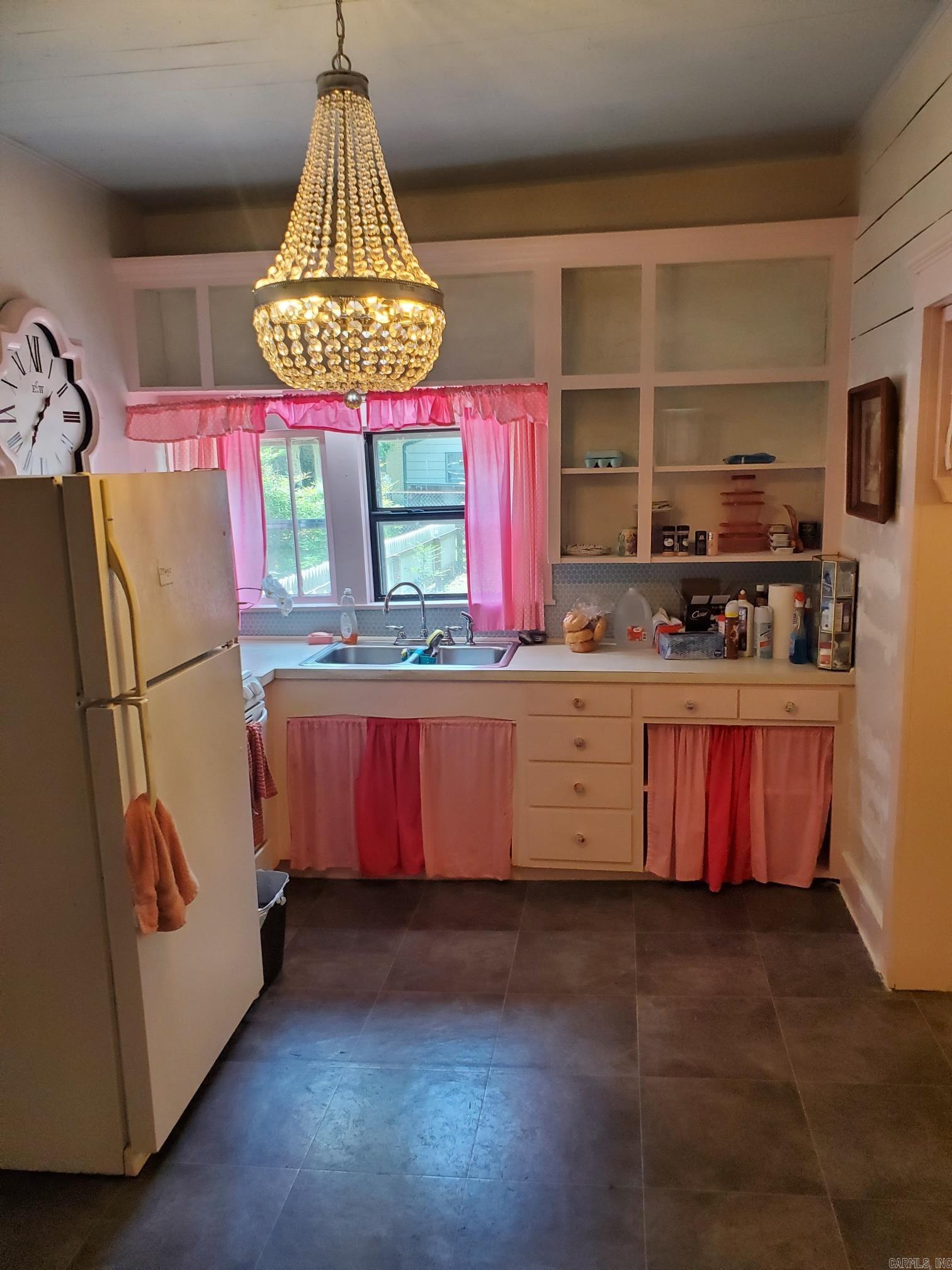 803  Pine Avenue  Mena, AR