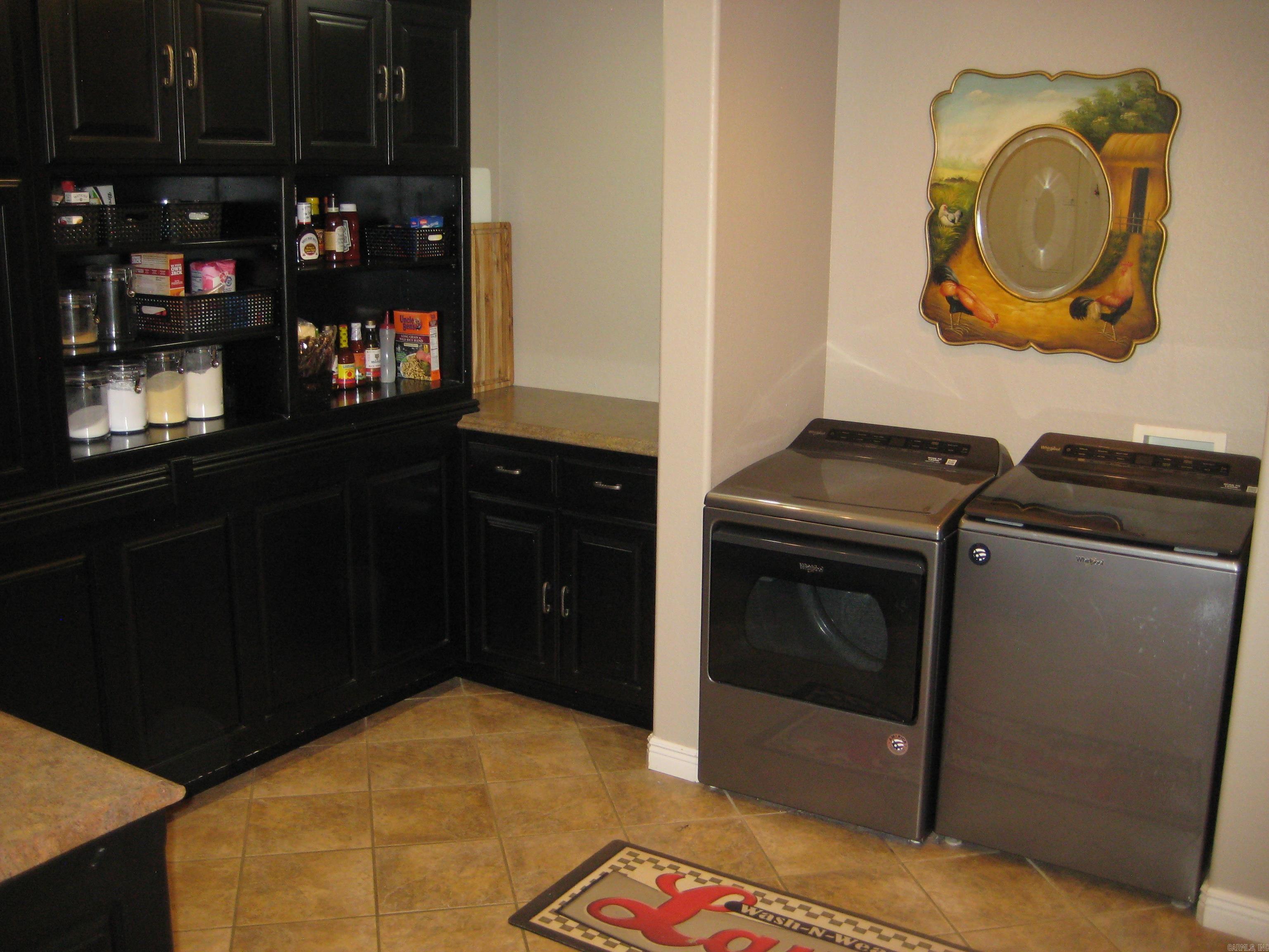 906  Grandview  Mena, AR
