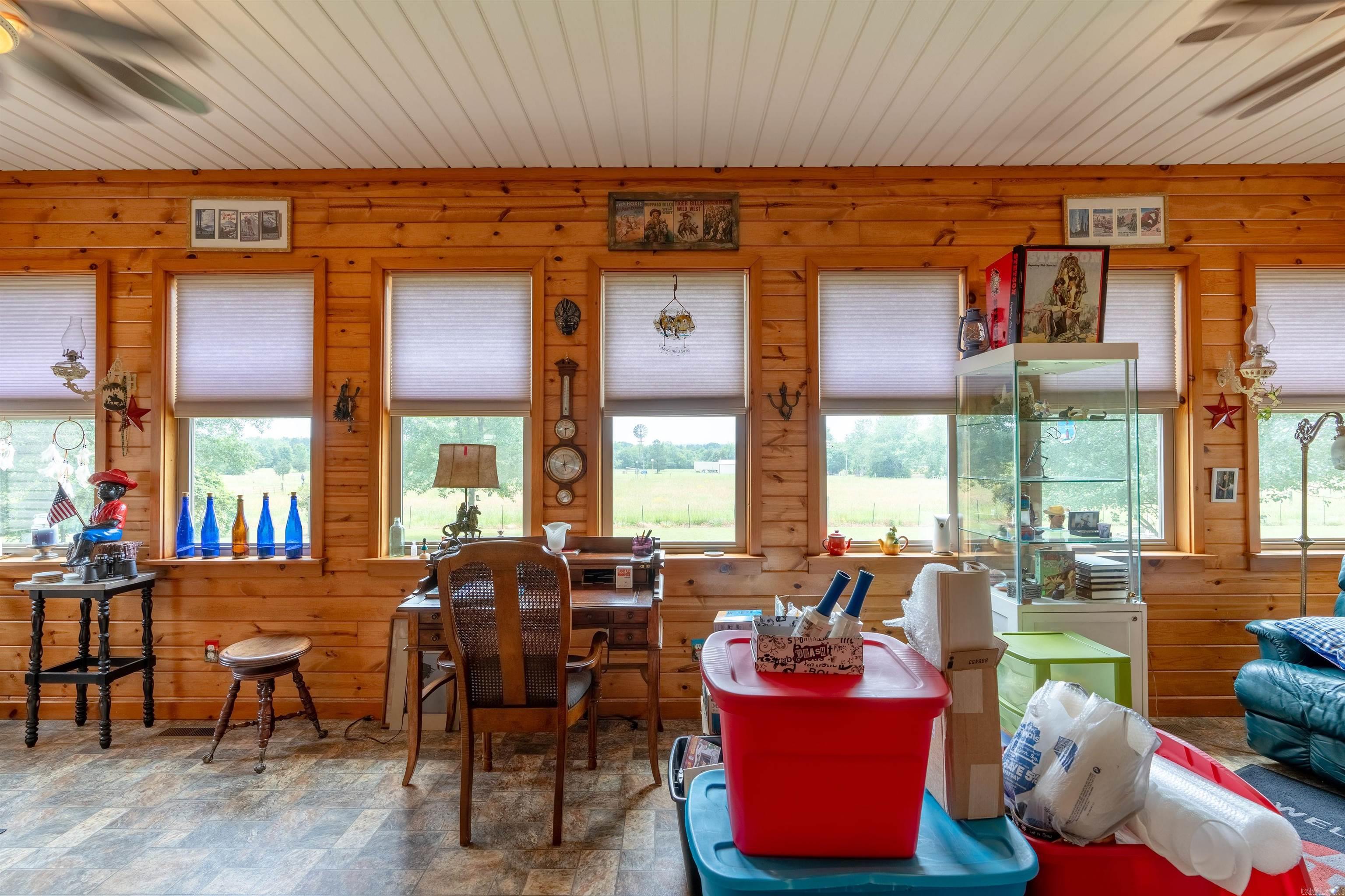 6245  Wilburn Rd  Wilburn, AR