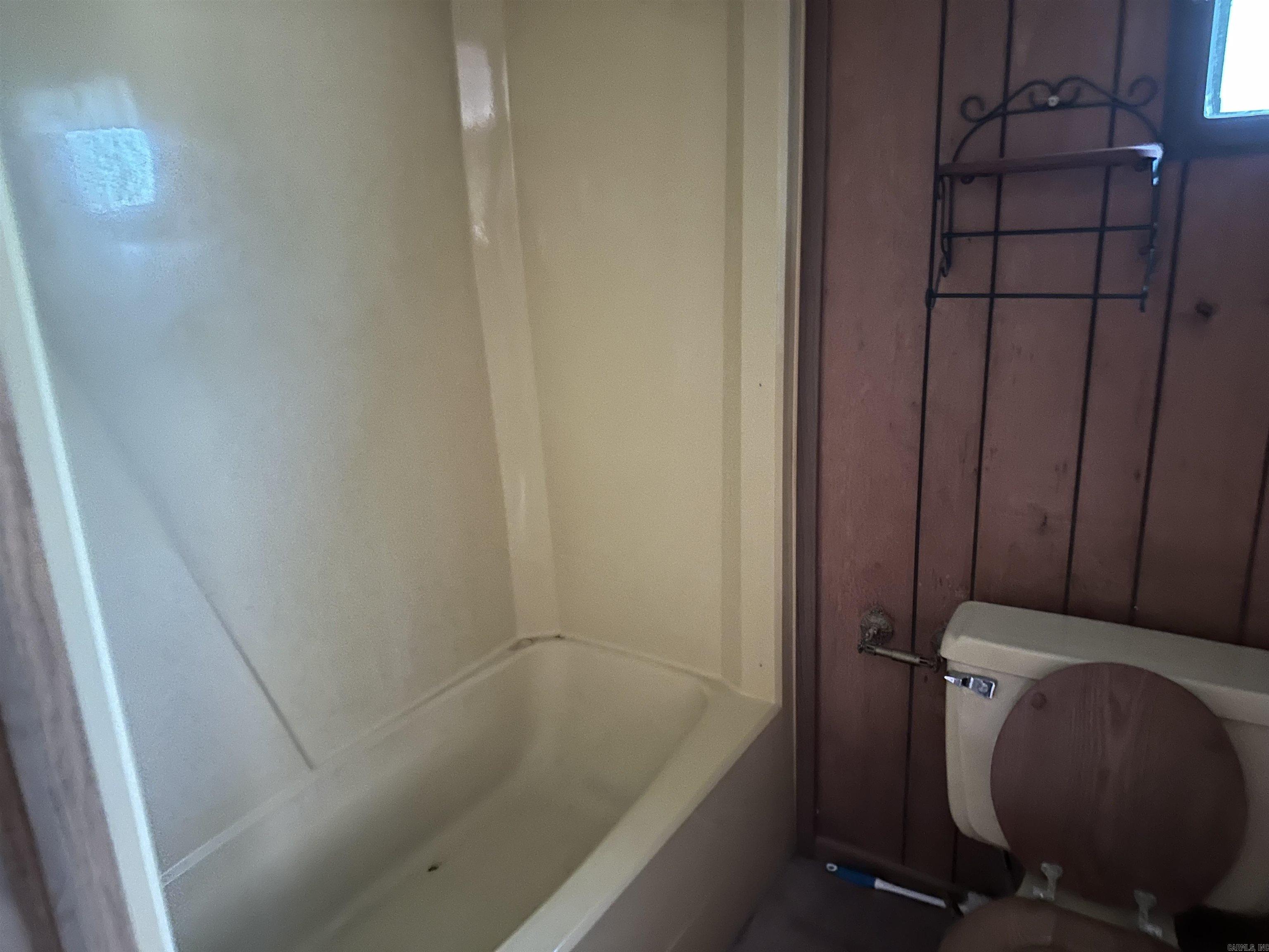 105 Hickory Street  Bull Shoals, AR