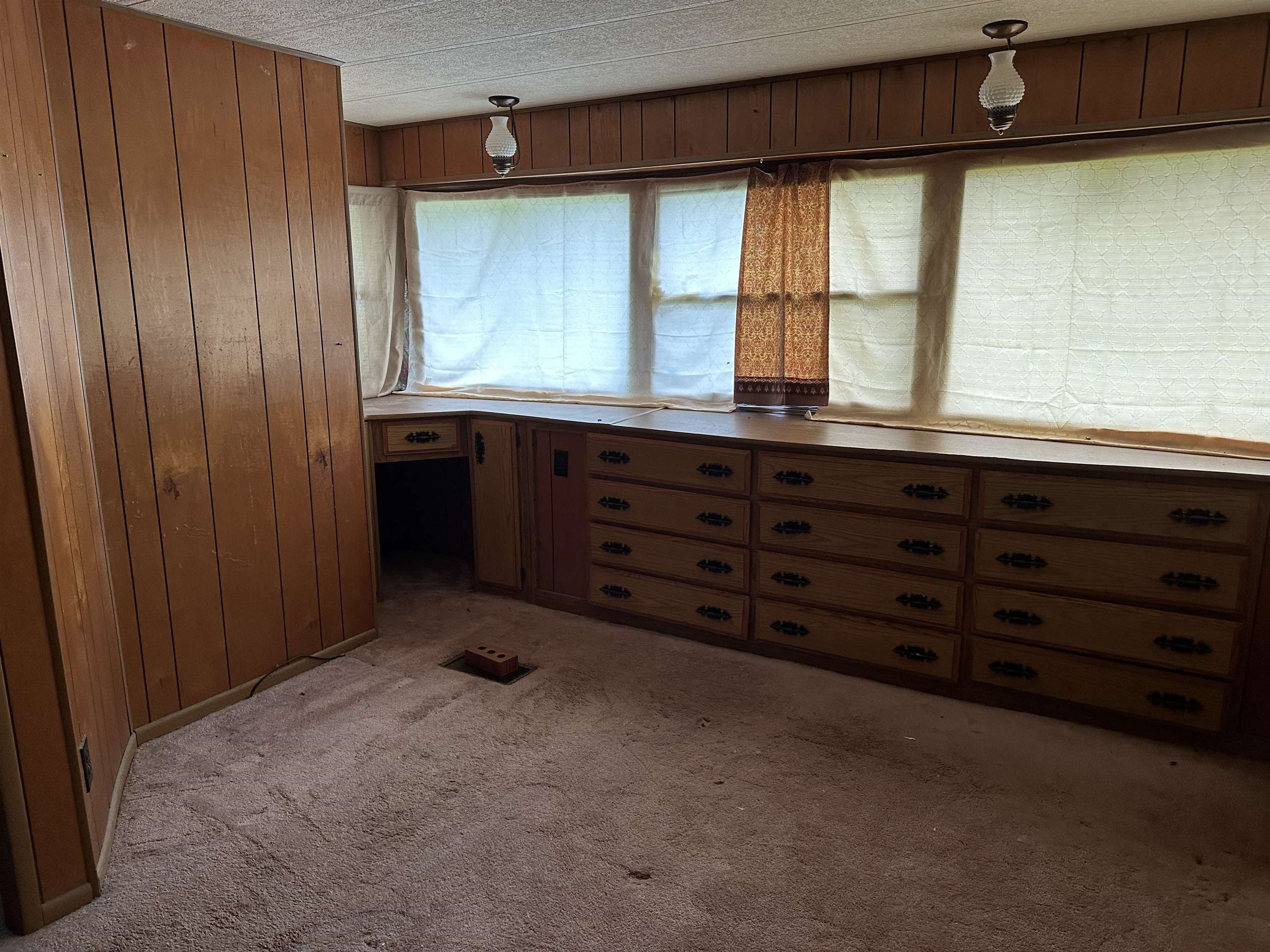 105  Hickory Street  Bull Shoals, AR