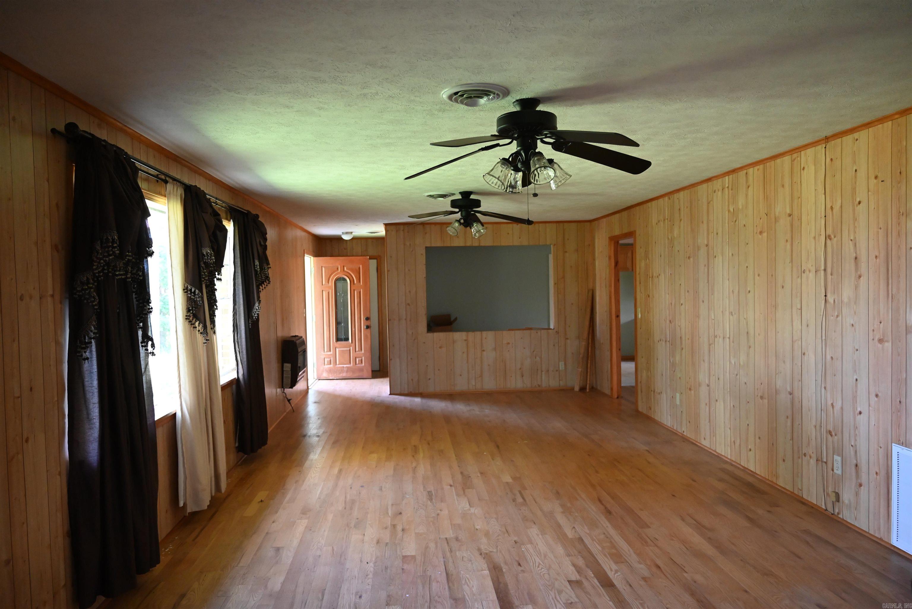233 PINEY Marshall, AR 72650