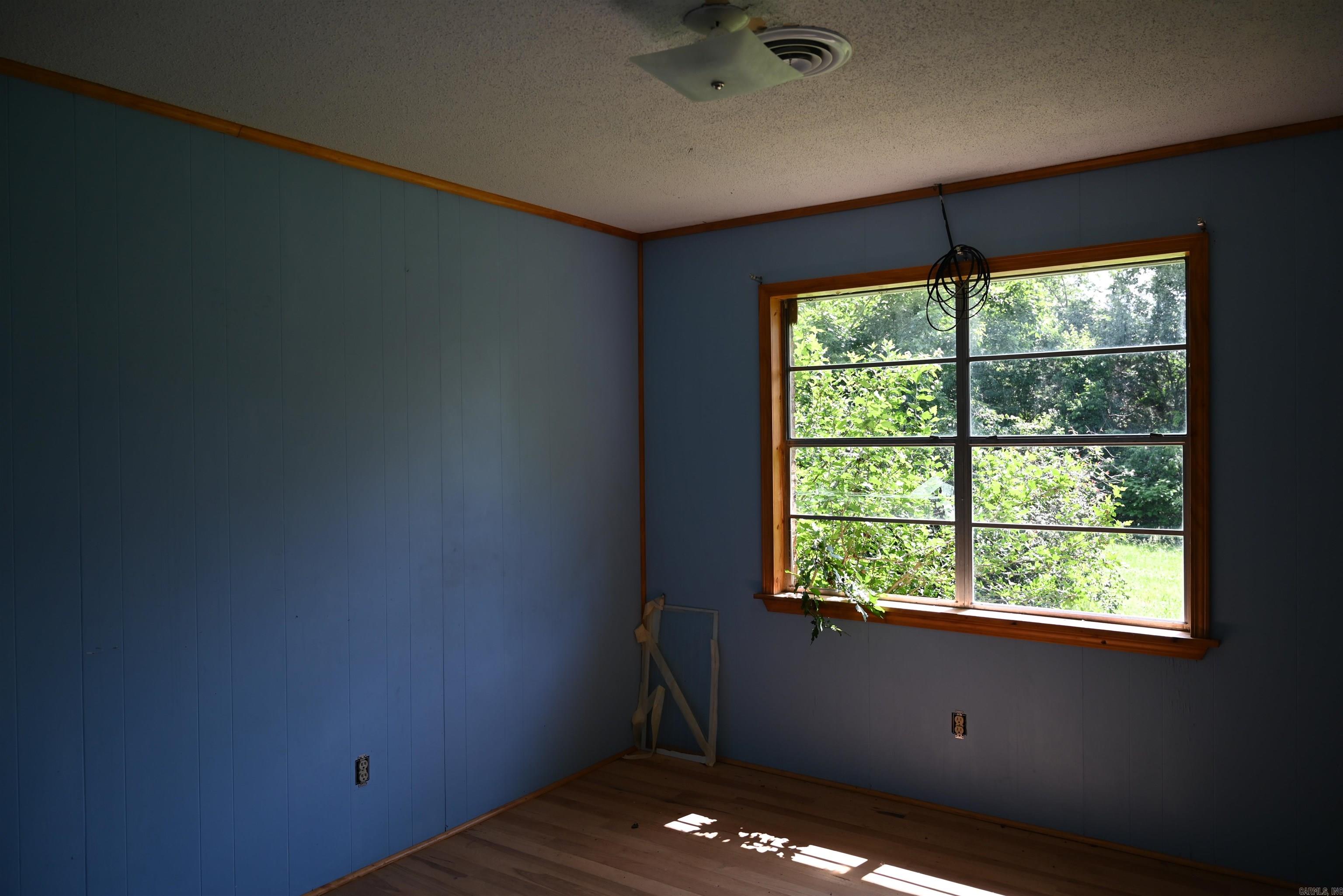 233 PINEY Marshall, AR 72650