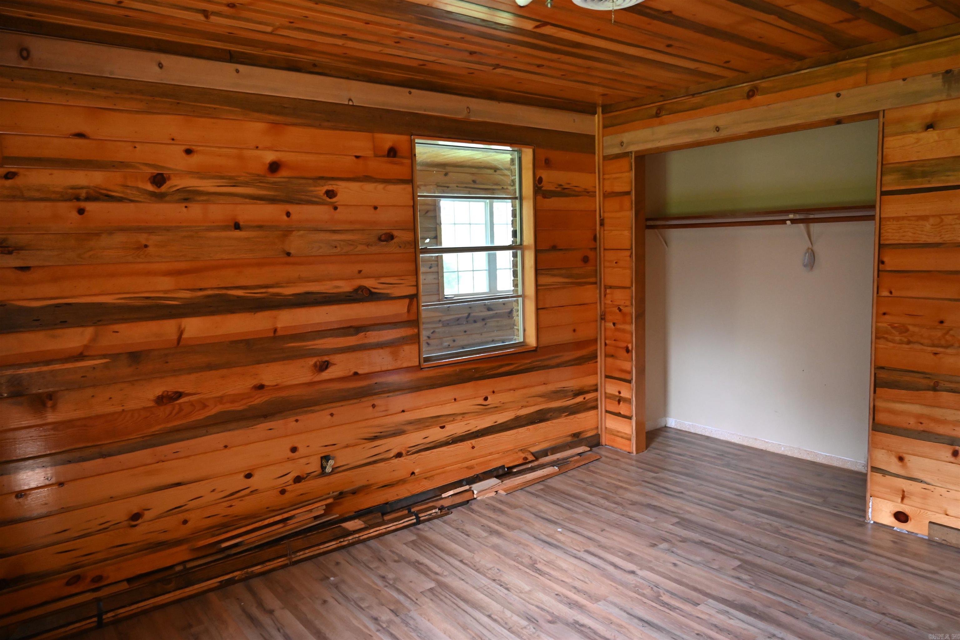 233 PINEY Marshall, AR 72650