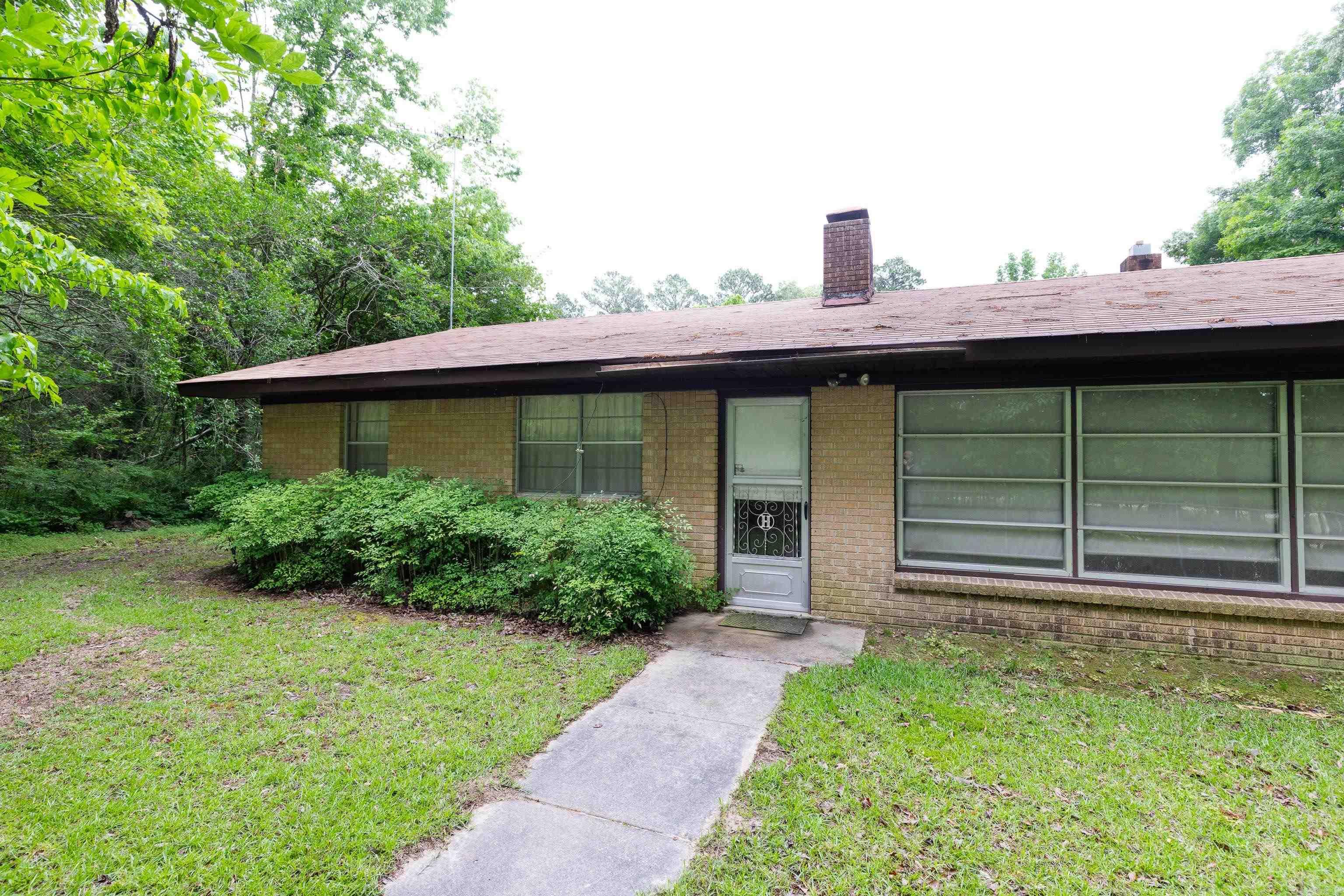 2105  HWY 104  White Hall, AR