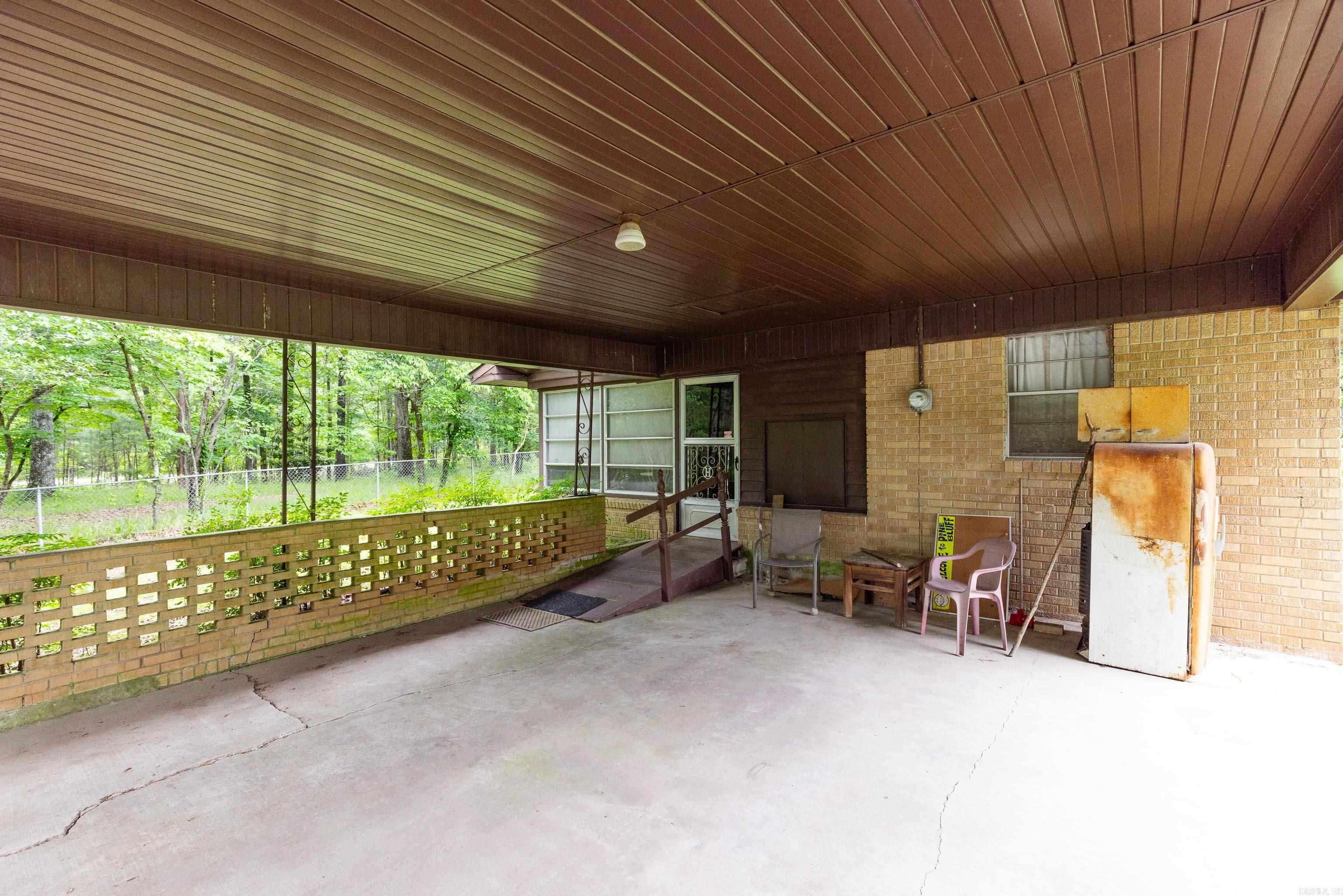 2105  HWY 104  White Hall, AR