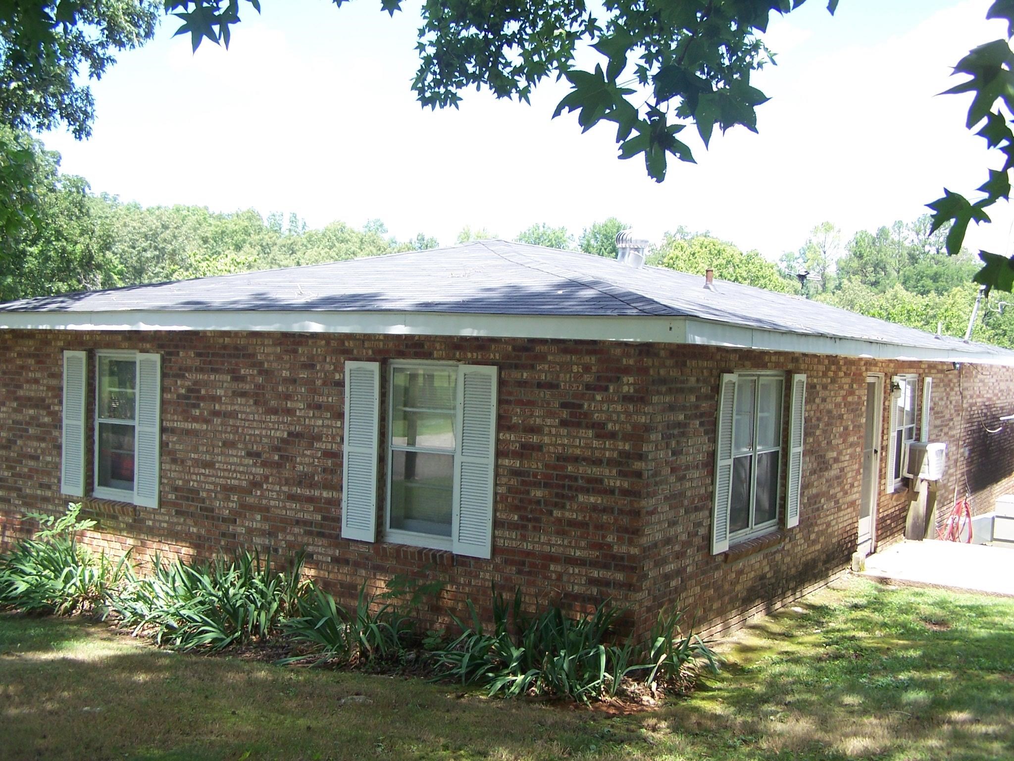 250 S 12th St  Mammoth Spring, AR