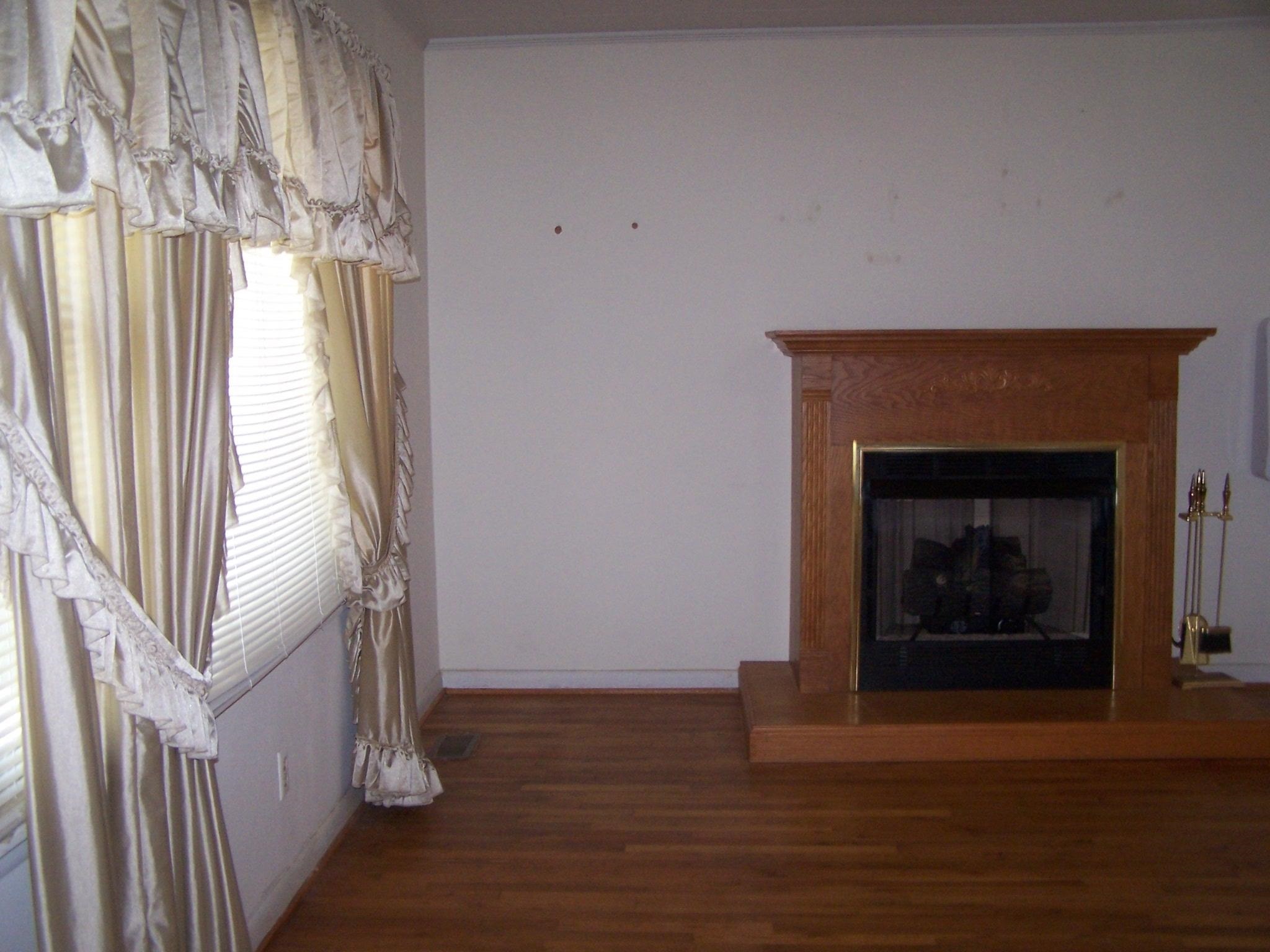 250 S 12th St  Mammoth Spring, AR